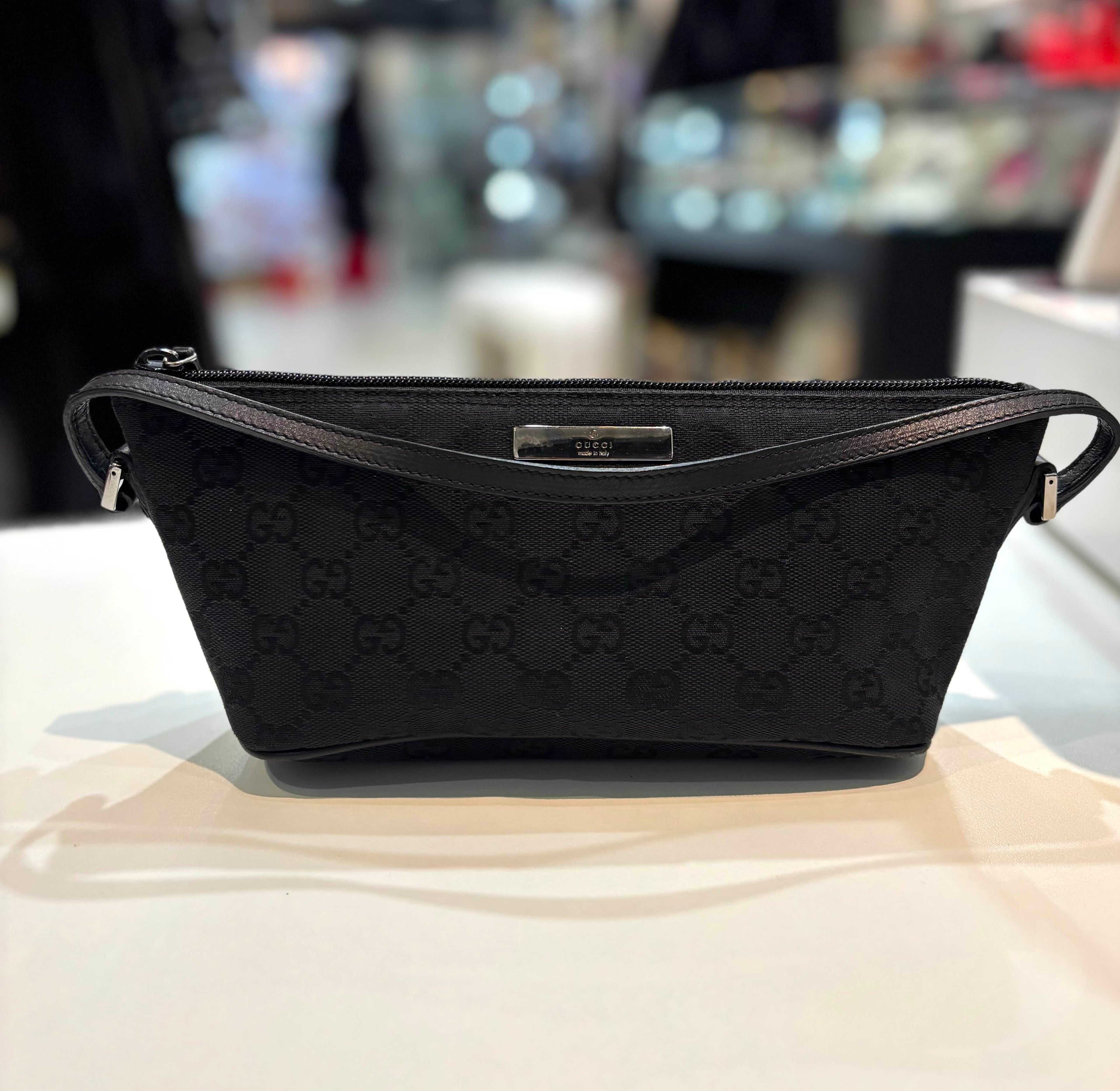 GUCCI MONOGRAM BLACK BOAT POCHETTE
