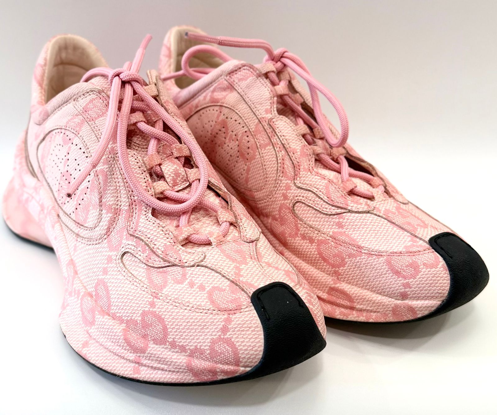 GUCCI PINK GG RUNNER PRINT LEATHER SNEAKERS