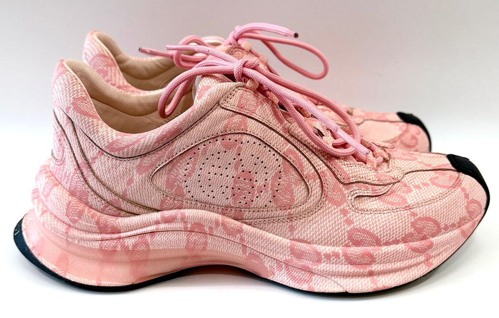 GUCCI PINK GG RUNNER PRINT LEATHER SNEAKERS