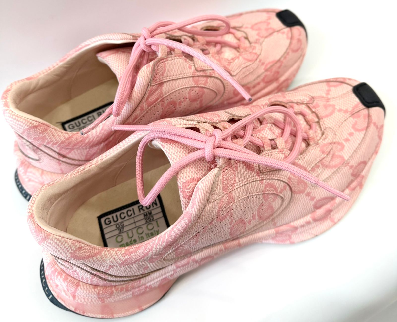 GUCCI PINK GG RUNNER PRINT LEATHER SNEAKERS