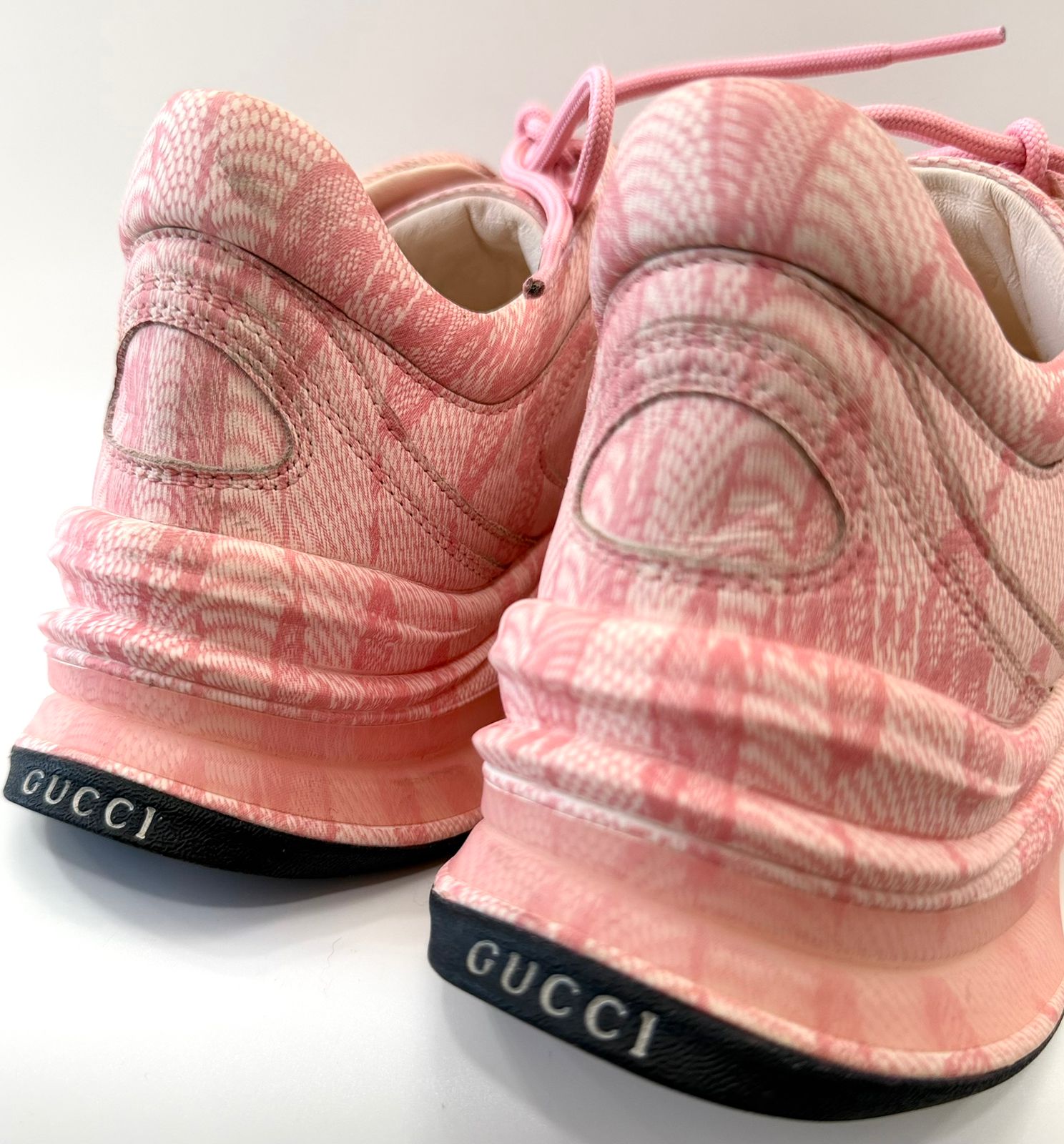 GUCCI PINK GG RUNNER PRINT LEATHER SNEAKERS