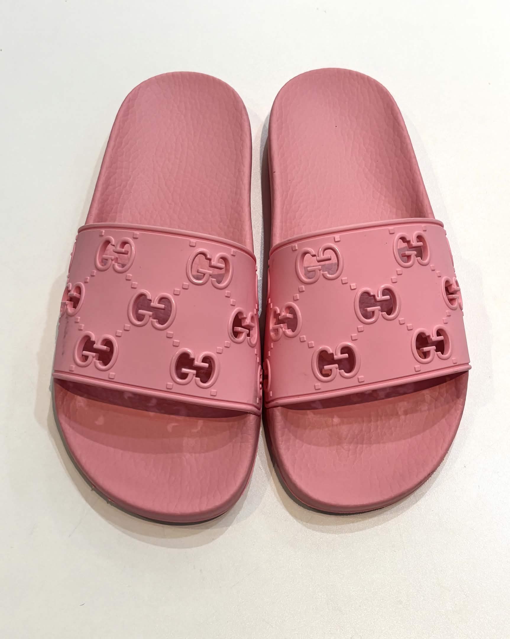GUCCI PURSUIT GG LOGO POOL SLIDES