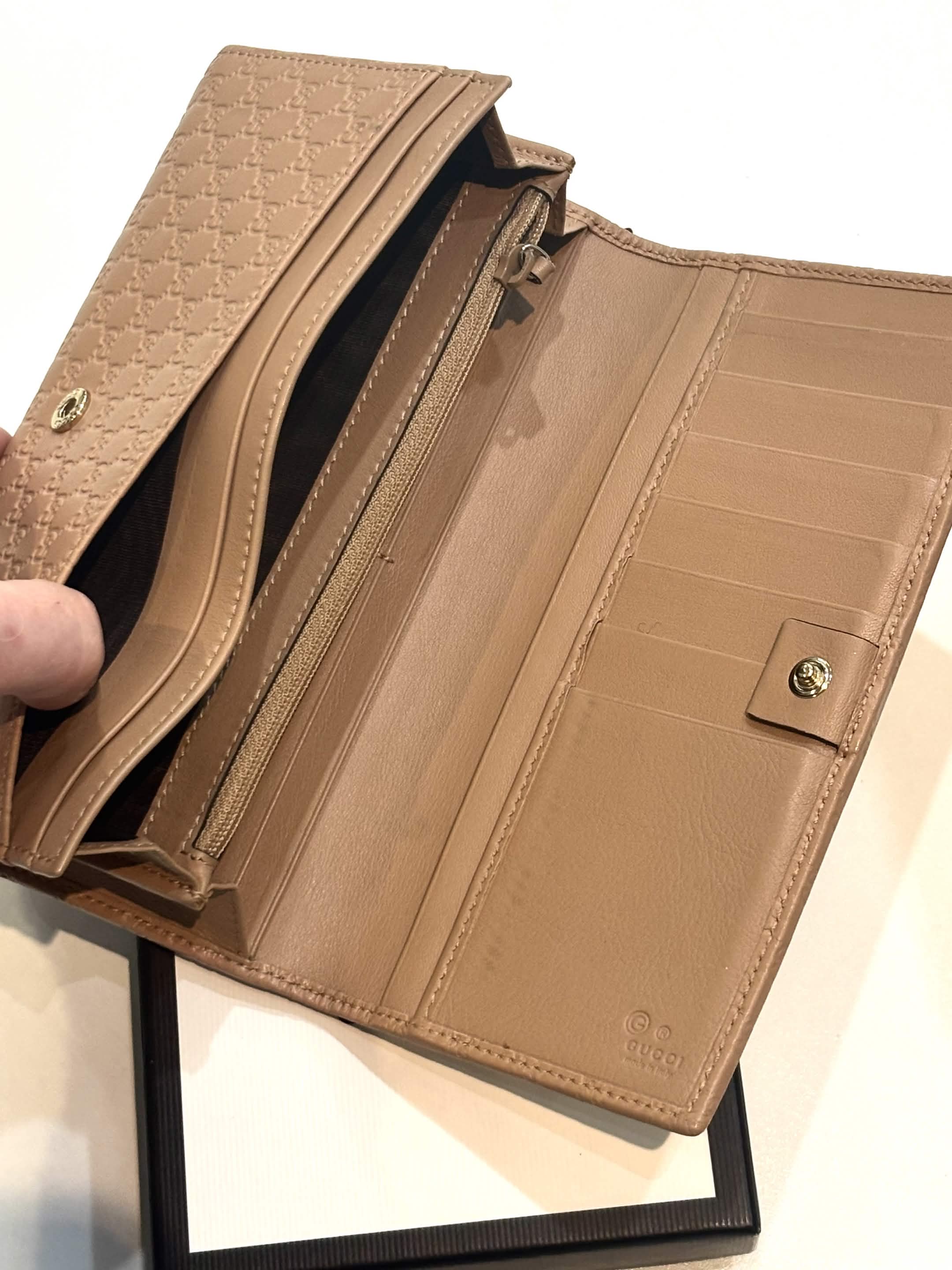 GUCCI MICROGUCCISSIMA FLAP CONTINENTAL LEATHER WALLET