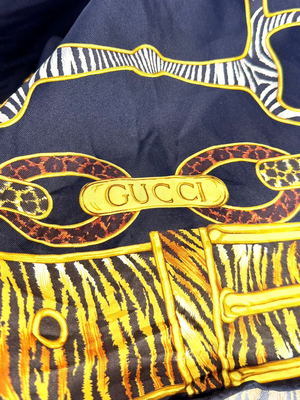 GUCCI SILK GG ANIMAL PRINT HORSEBIT SILK SCARF