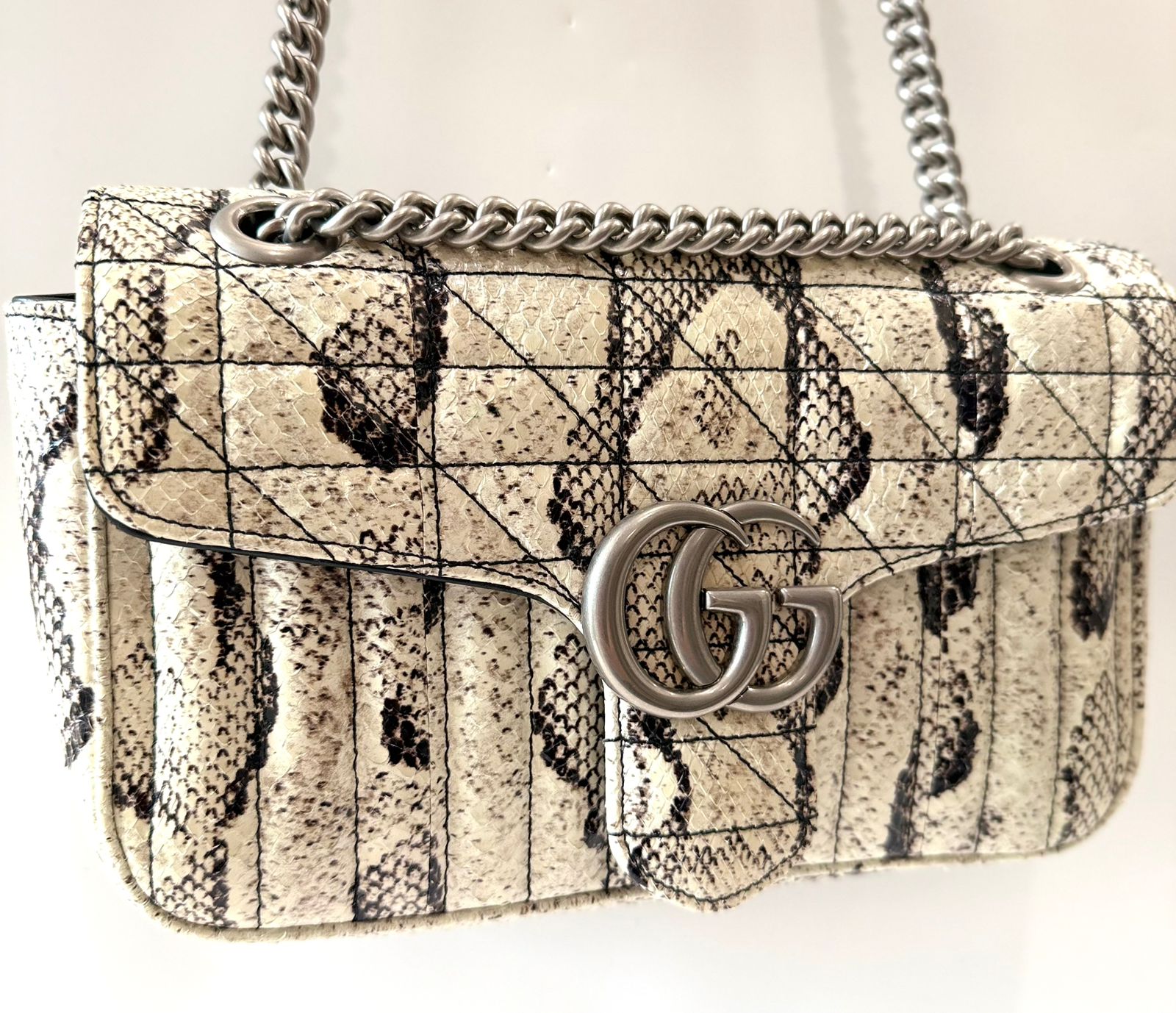 GUCCI GG MARMONT SMALL PYTHON LEATHER SHOULDER BAG