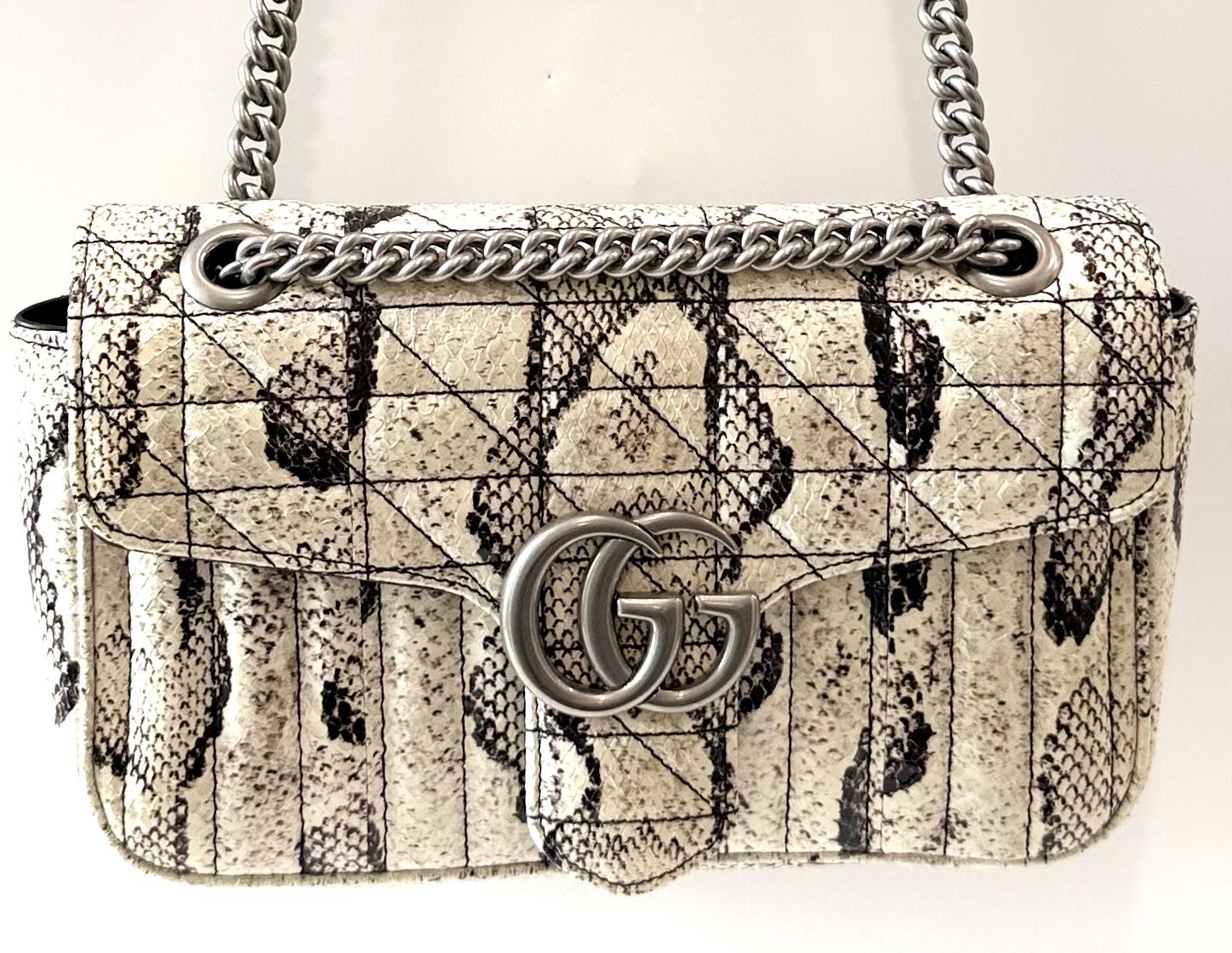 GUCCI GG MARMONT SMALL PYTHON LEATHER SHOULDER BAG