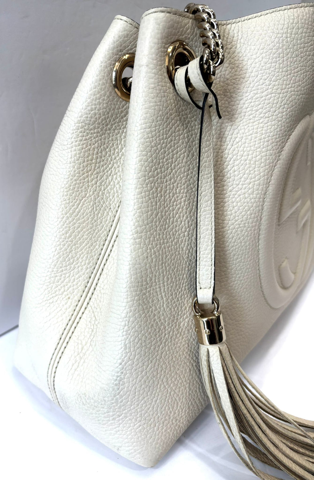 GUCCI SOHO PEBBLED CALFSKIN LEATHER CHAIN MEDIUM HOBO BAG