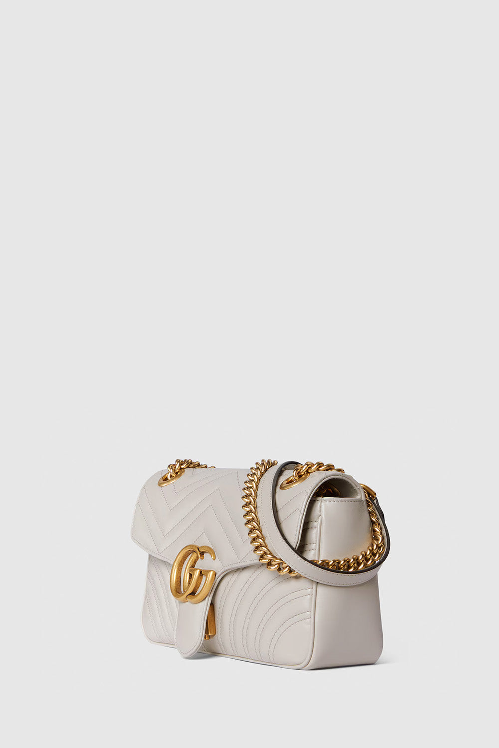 GG Marmont Medium Shoulder Bag