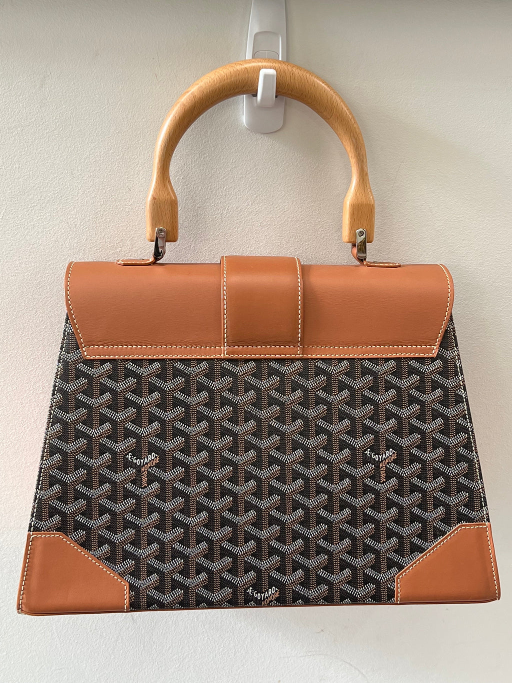 GOYARD SAIGON LEATHER TOP HANDLE HANDBAG MM