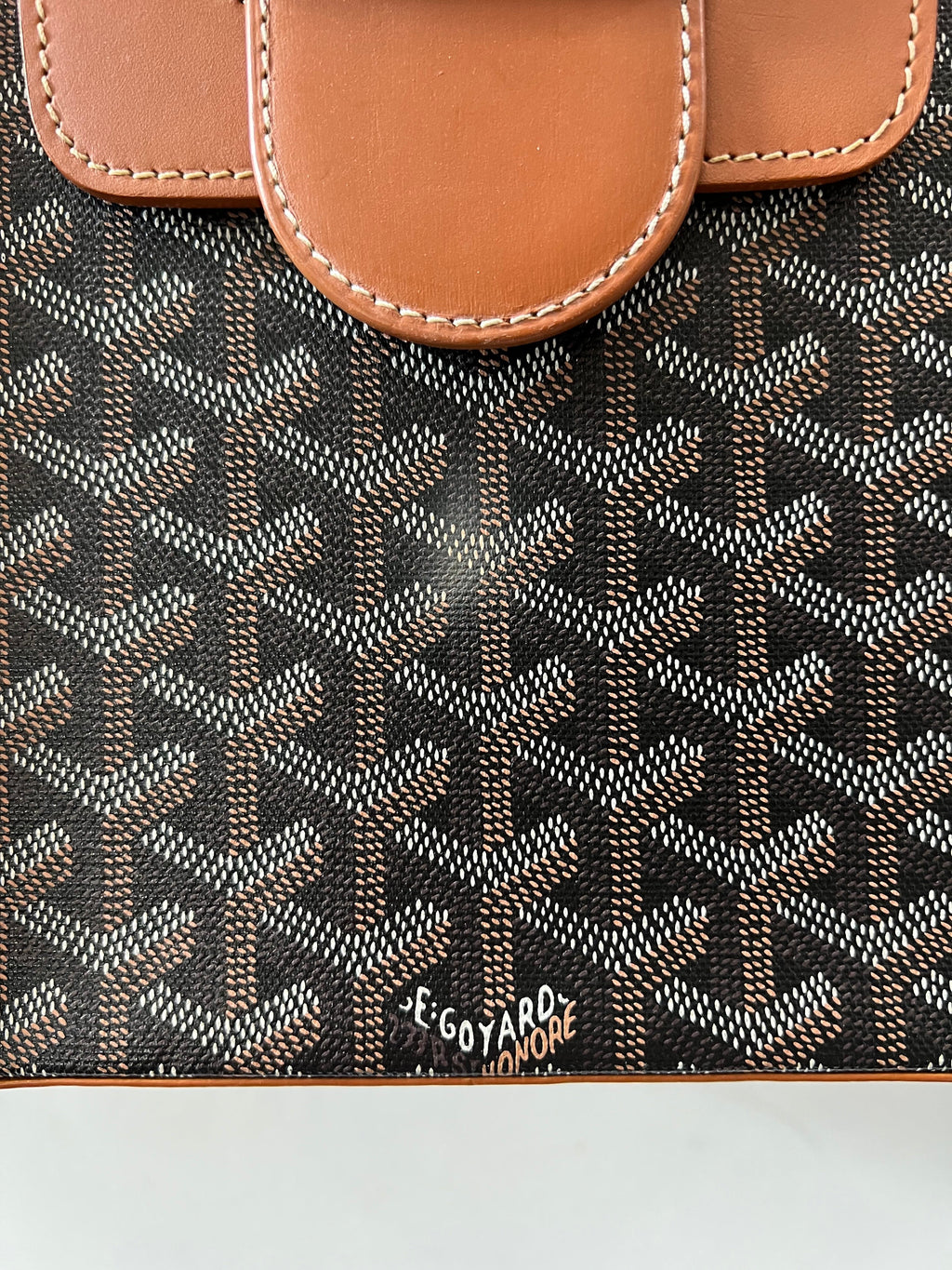 GOYARD SAIGON LEATHER TOP HANDLE HANDBAG MM