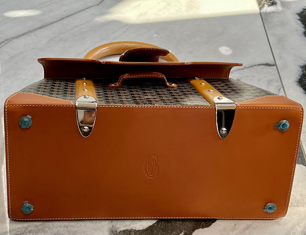 GOYARD SAIGON LEATHER TOP HANDLE HANDBAG MM