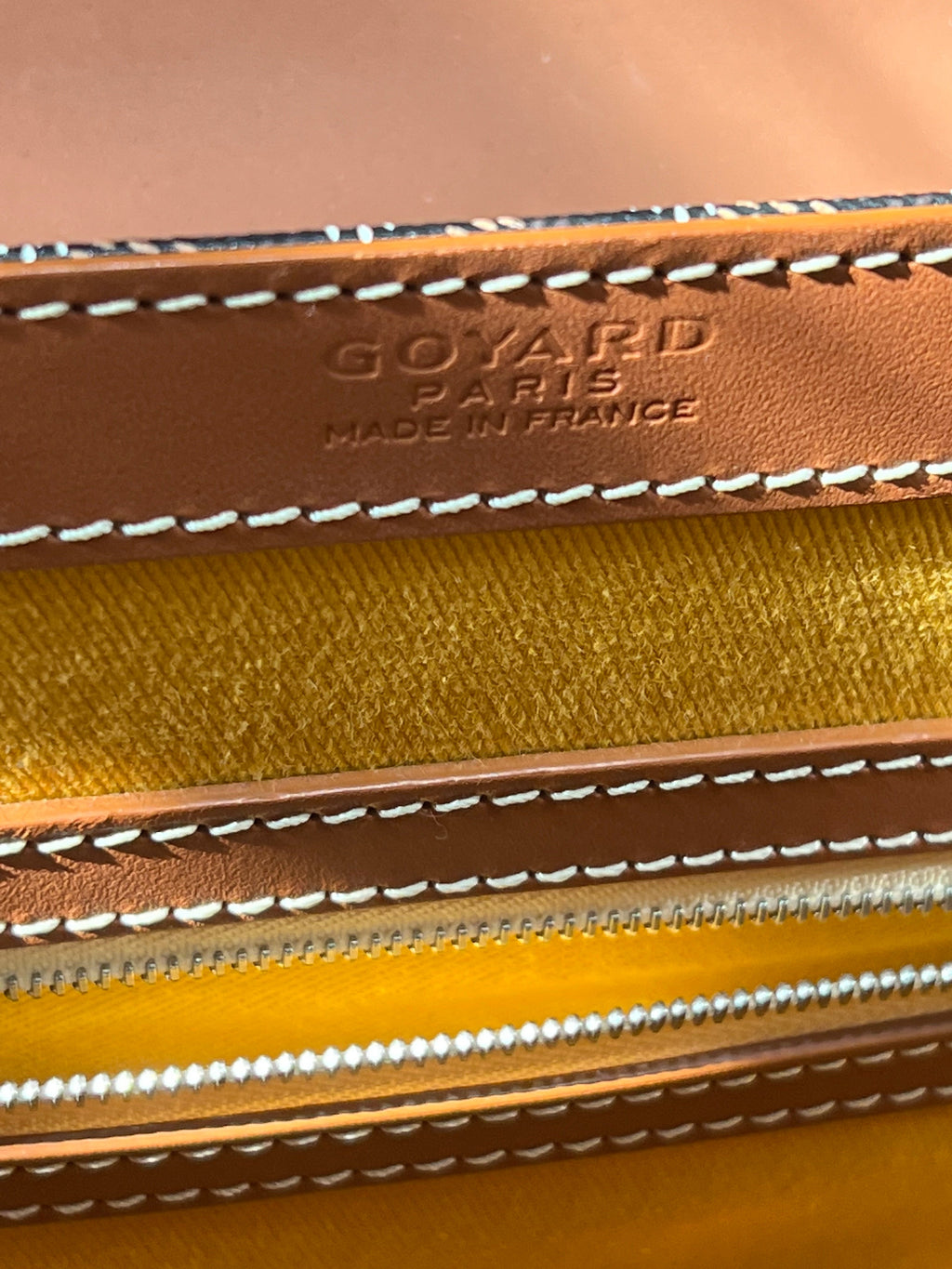 GOYARD SAIGON LEATHER TOP HANDLE HANDBAG MM