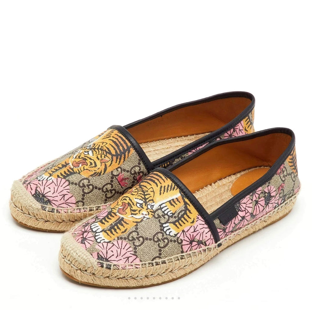 GUCCI BENGAL TIGER PRINTED SUPREME PILAR ESPADRILLES