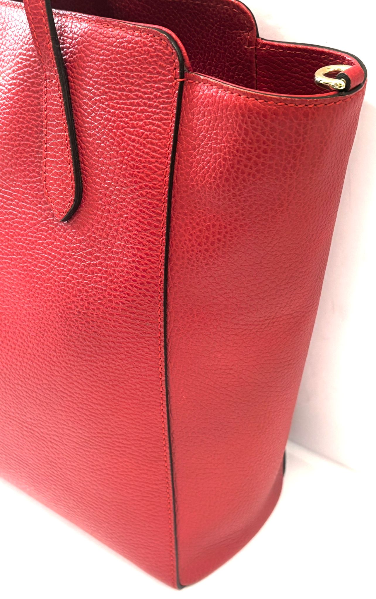 GUCCI PEBBLED CALFSKIN LEATHER MEDIUM TOP HANDLE TOTE BAG