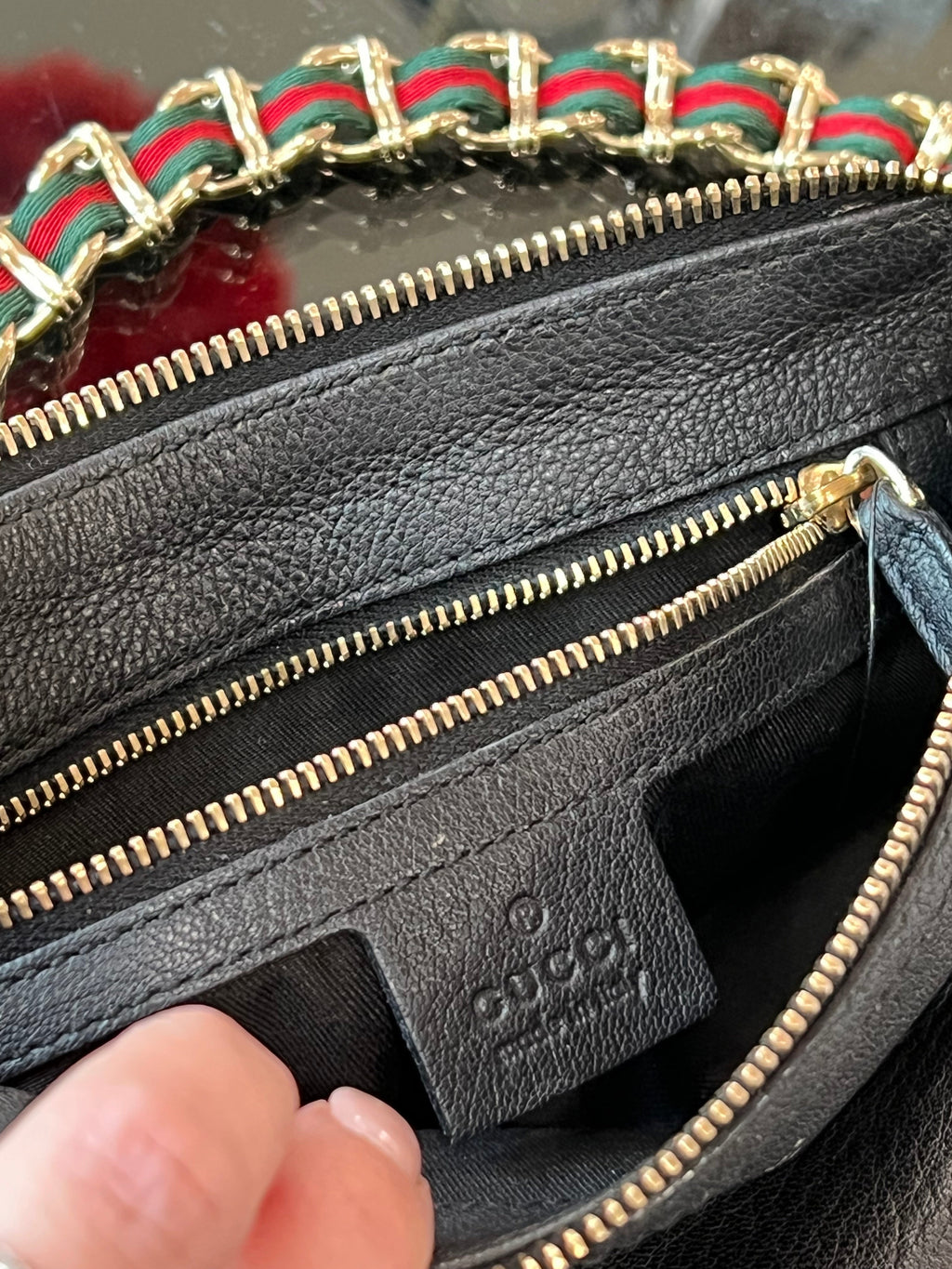 GUCCI CAPRI CHAIN SHOULDER BAG