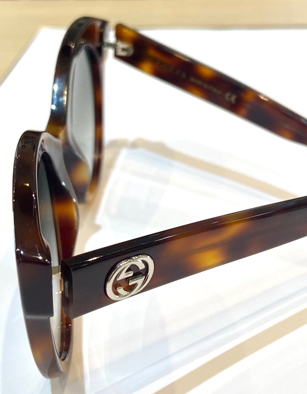 GUCCI CAT EYE SUNGLASSES HAVANA