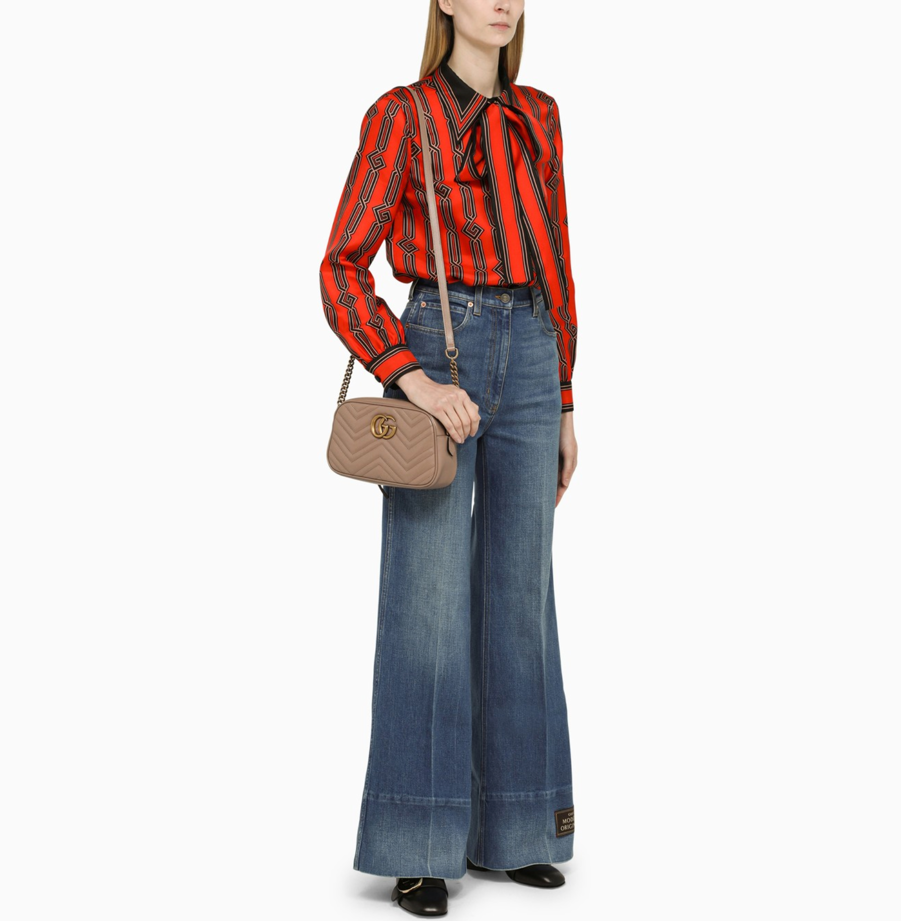 GUCCI GG MARMONT MATELASSE CALFSKIN SMALL CHAIN SHOULDER BAG