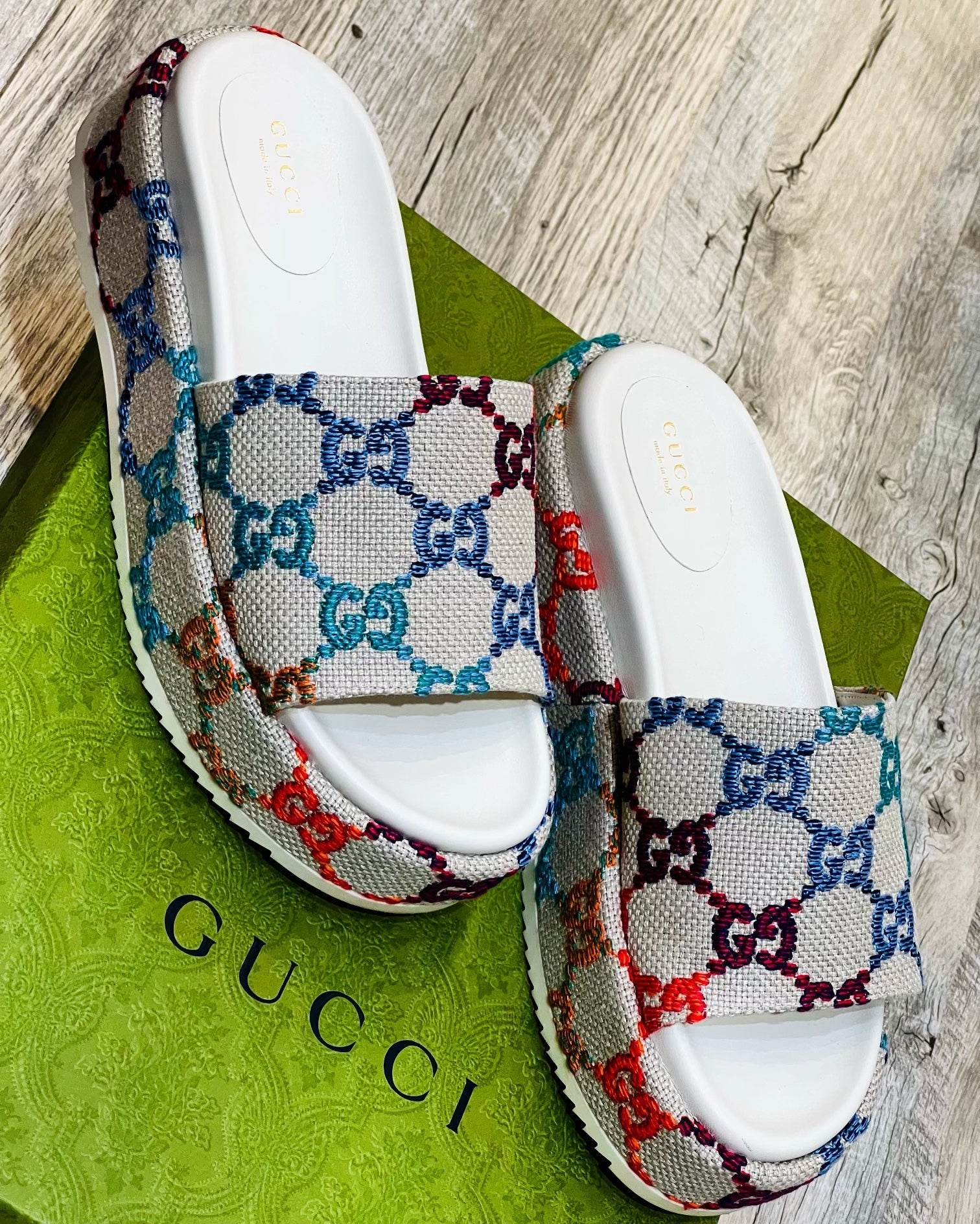 GUCCI GG MULTICOLOR ANGELINA PLATFORM SLIDE SANDALS