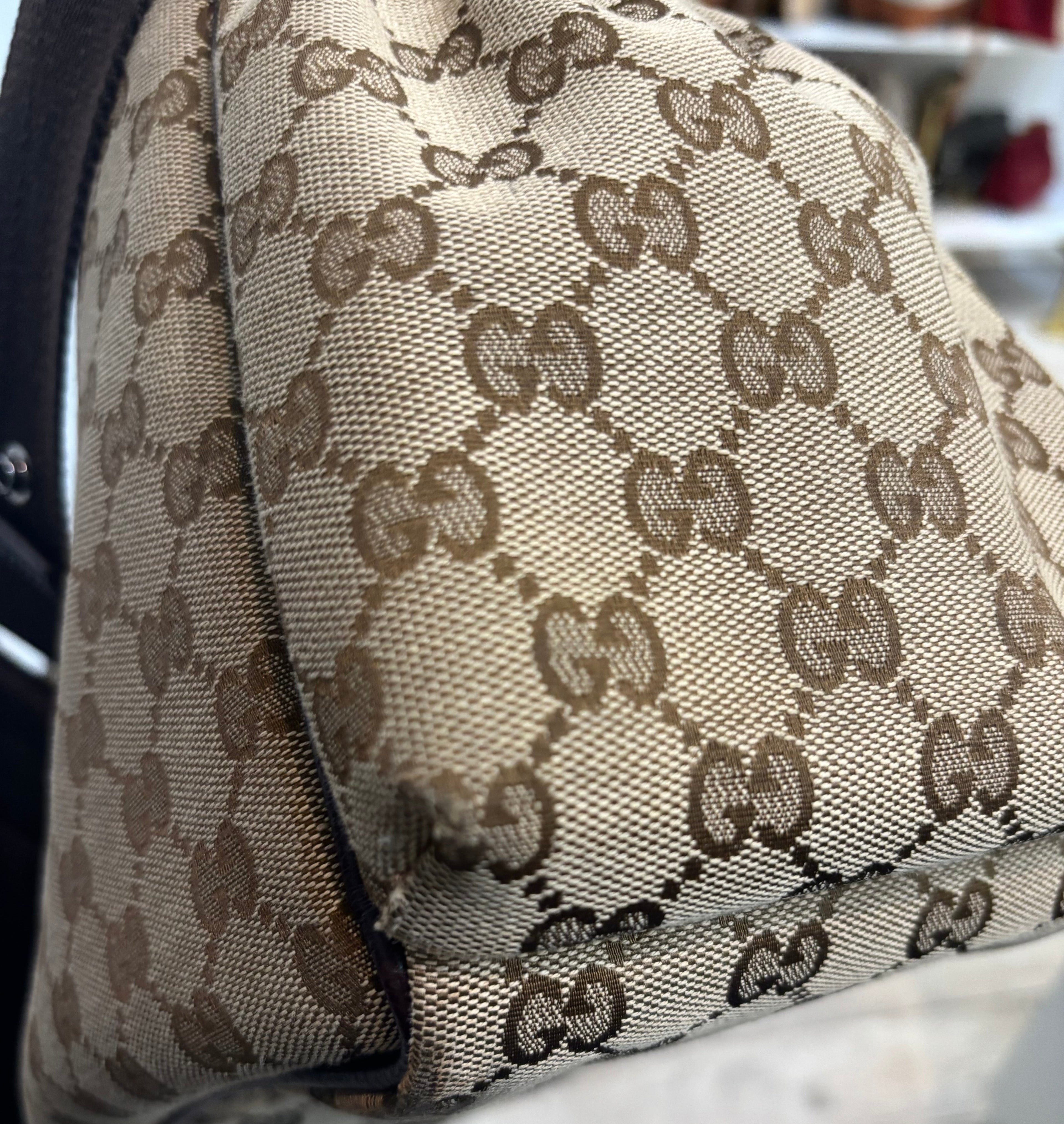 GUCCI GG SUPREME DIAPER BAG