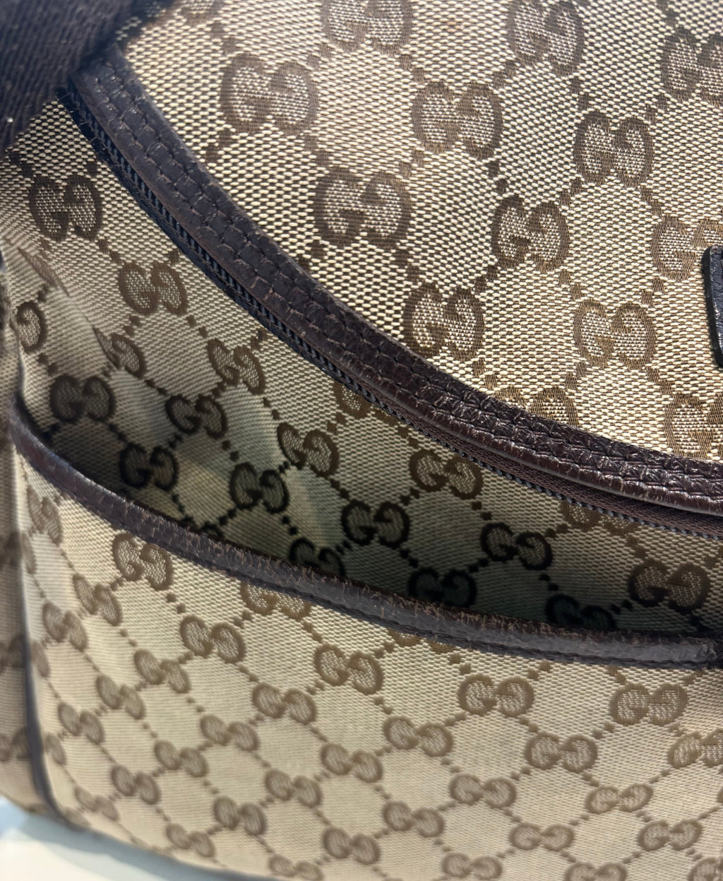 GUCCI GG SUPREME DIAPER BAG