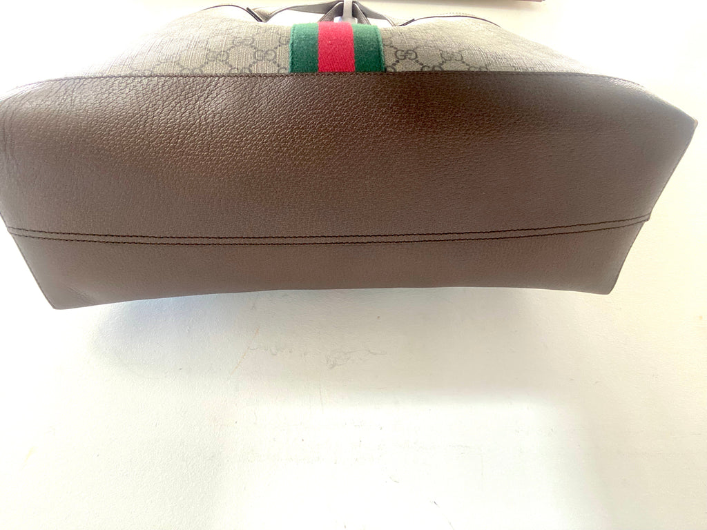 GUCCI GG SUPREME MEDIUM SOFT OPHIDIA TOTE BAG