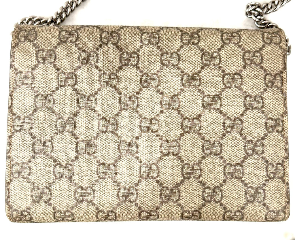 GUCCI GG SUPREME DIONYSUS WALLET ON CHAIN – CHERRY RED LEATHER INTERIOR