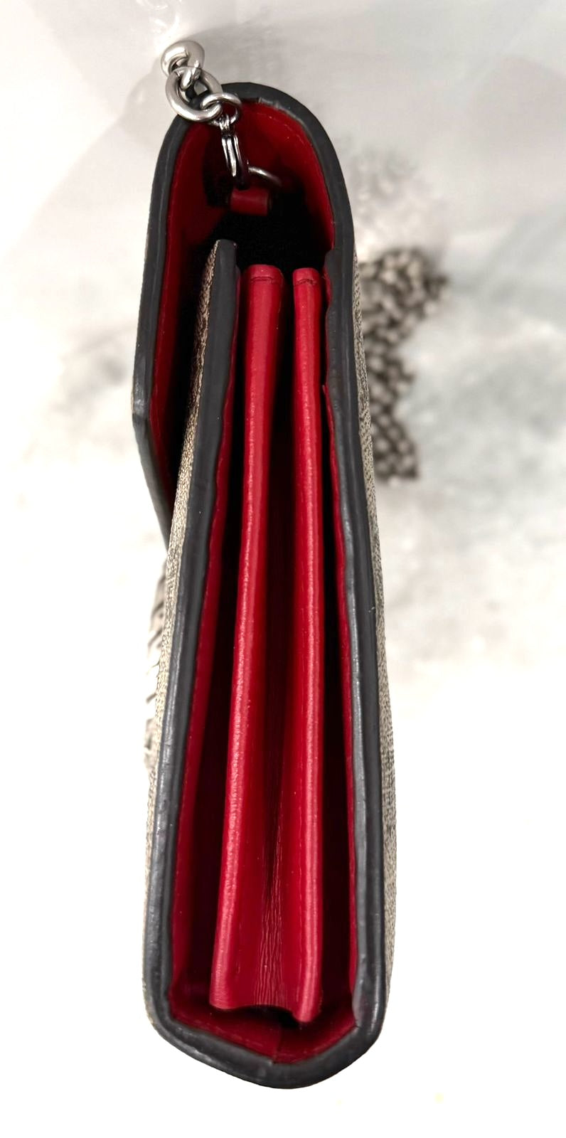 GUCCI GG SUPREME DIONYSUS WALLET ON CHAIN – CHERRY RED LEATHER INTERIOR