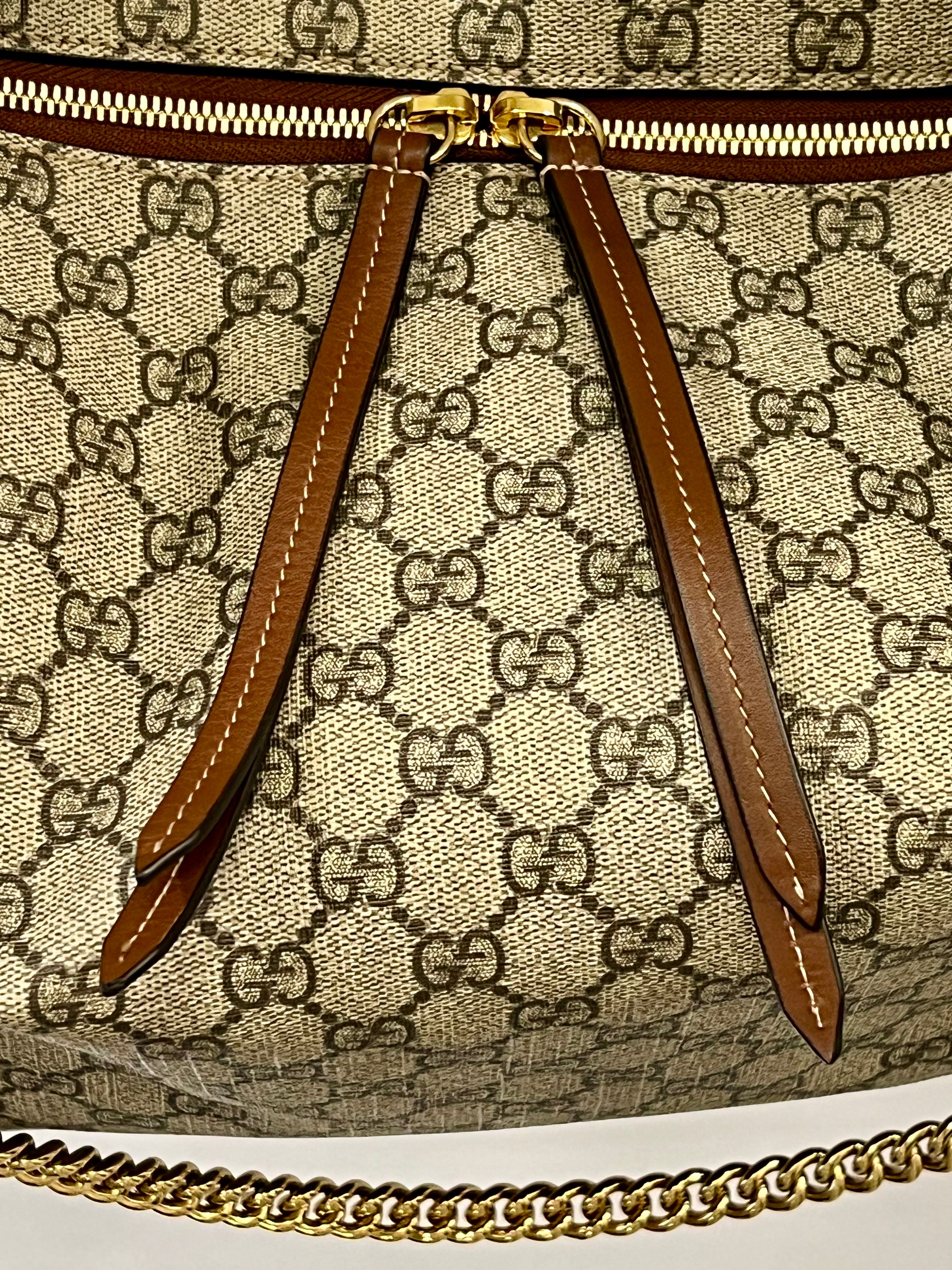 GUCCI GG SUPREME MONOGRAM LINEA HOBO BAG