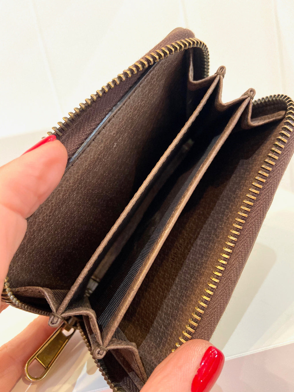 GUCCI GG SUPREME OPHIDIA SMALL ZIP AROUND WALLET