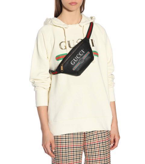 GUCCI GRAINED CALFSKIN LOGO BELT BAG