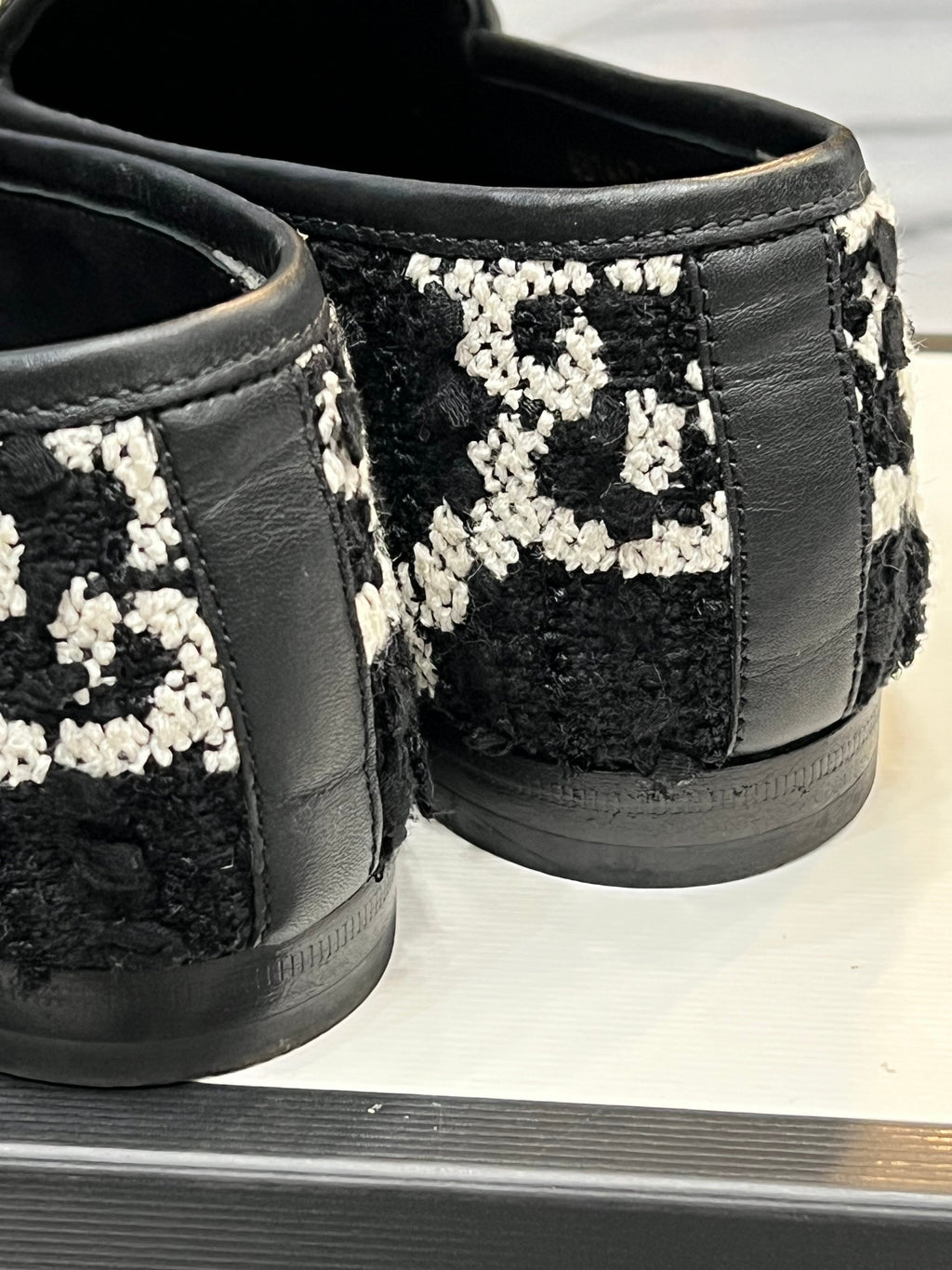 GUCCI GG JORDAN TWEED LOAFERS