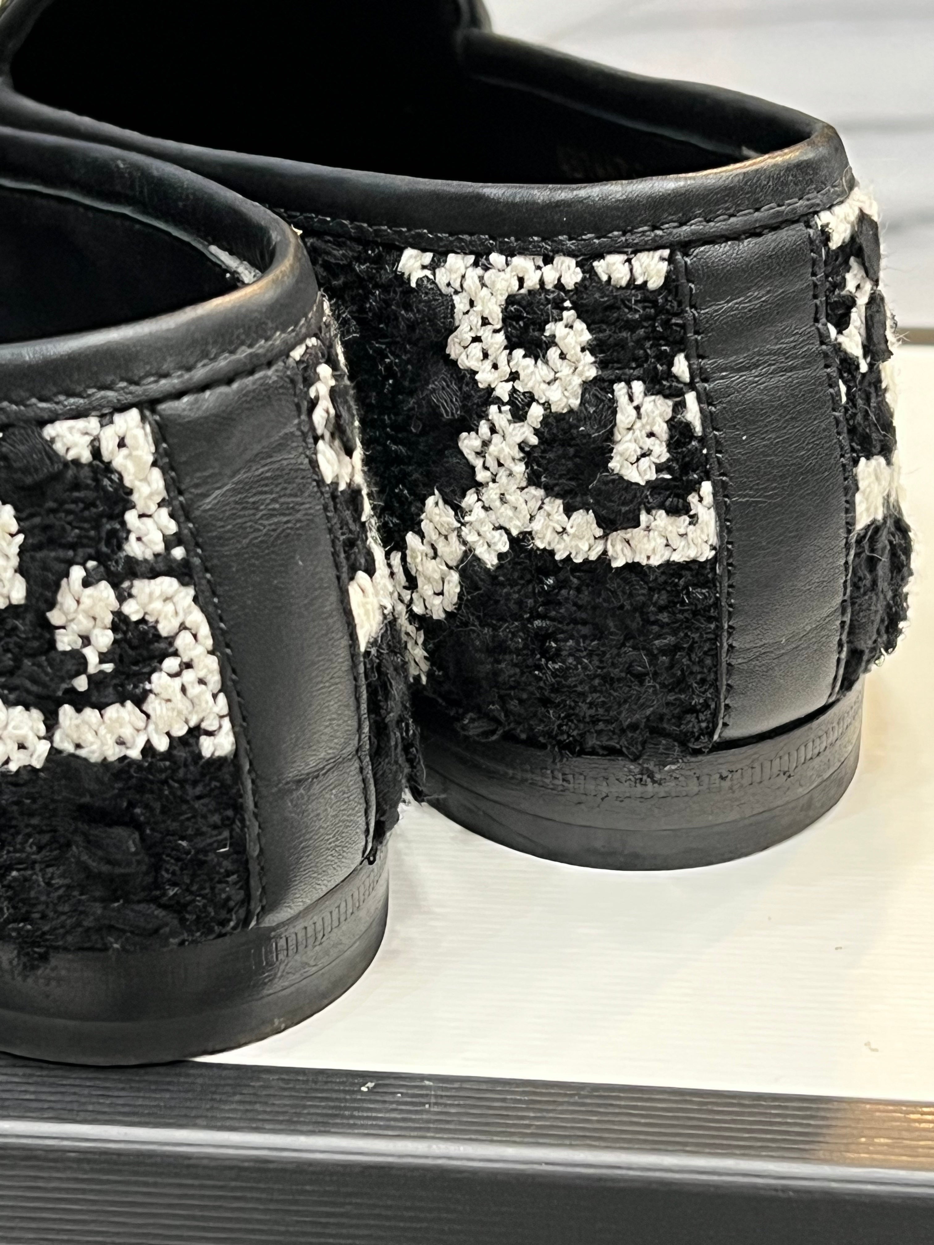 GUCCI GG JORDAN TWEED LOAFERS