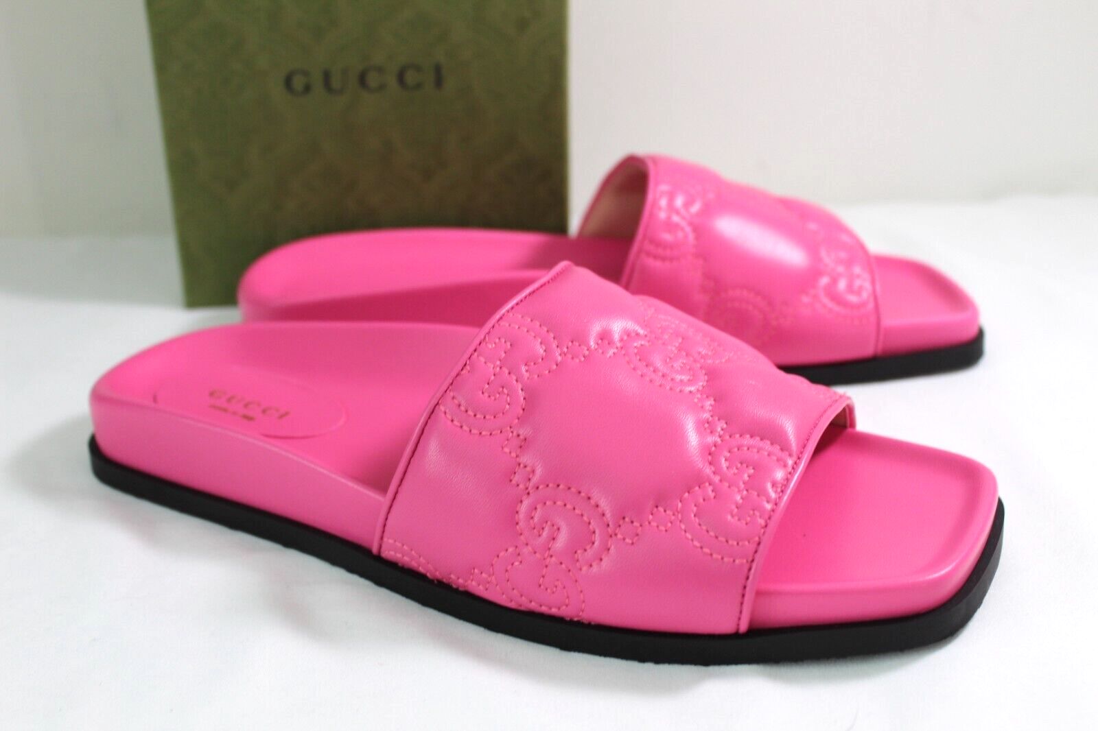 GUCCI CHARLOTTE LOGO NAPPA LEATHER SLIDE SANDALS