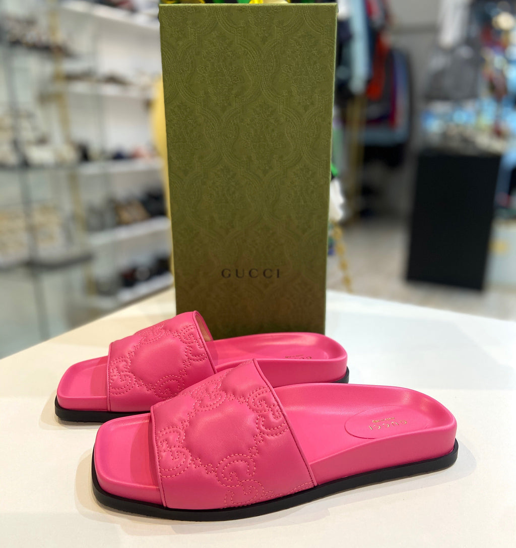 GUCCI CHARLOTTE LOGO NAPPA LEATHER SLIDE SANDALS