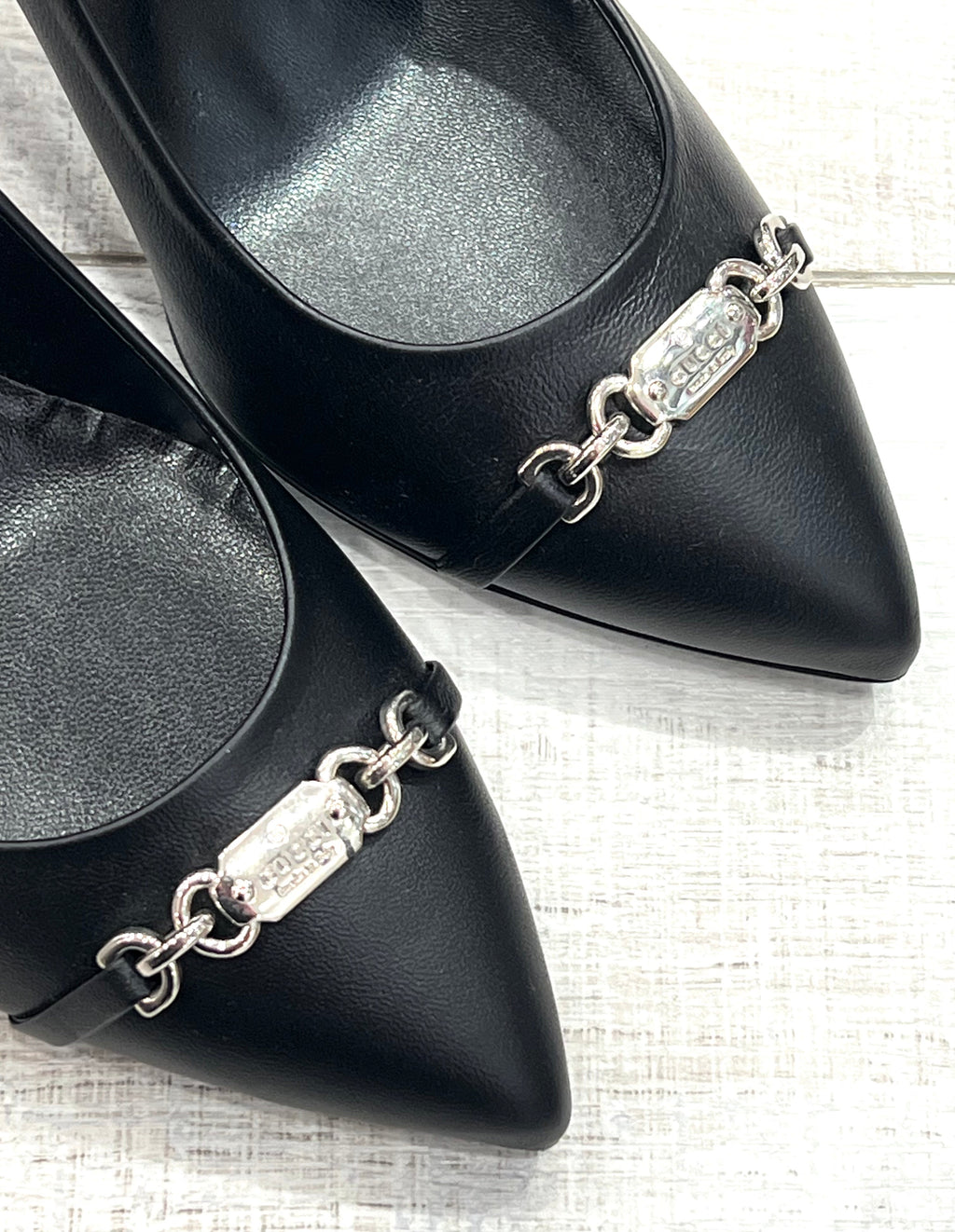 GUCCI NAPPA LEATHER MOOREA MOALITA MID HEEL PUMPS