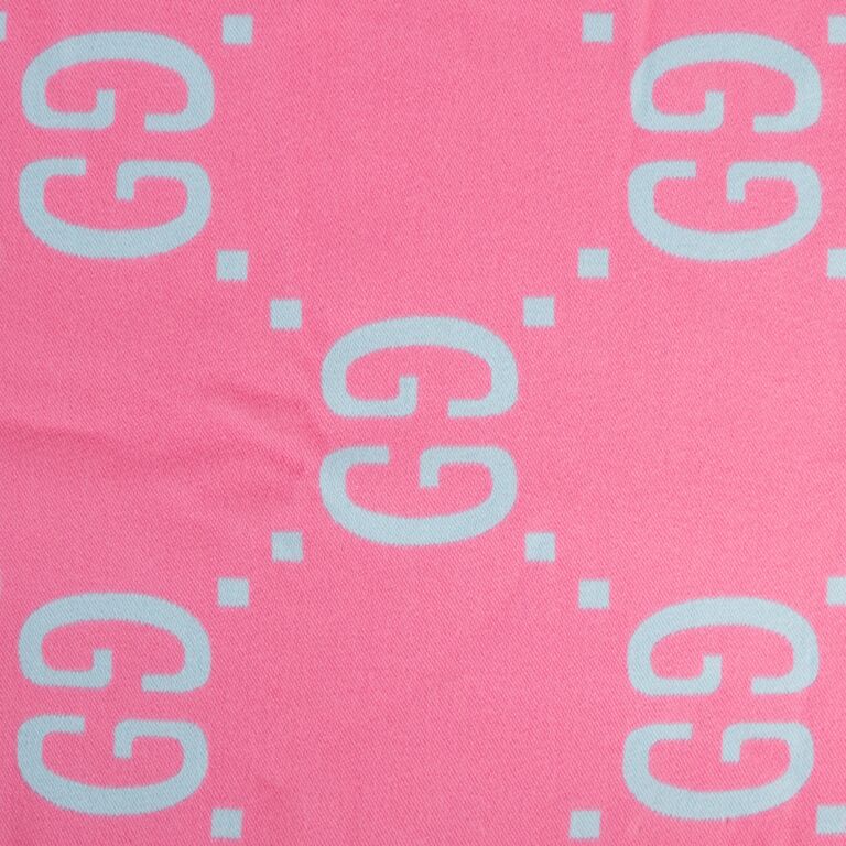 GUCCI GG MONOGRAM WOOL SILK JACQUARD SCRAF