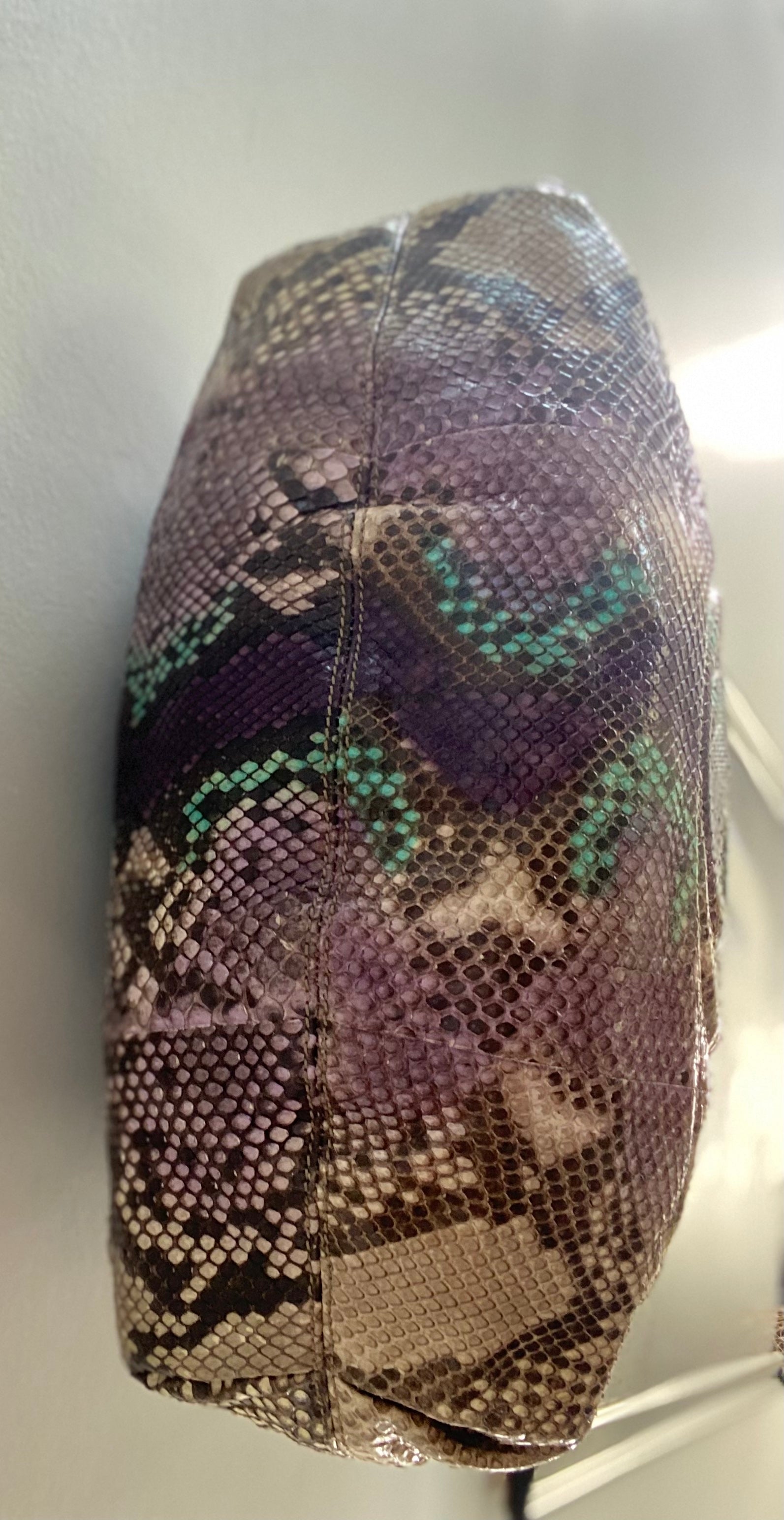 GUCCI GRAPE MULTICOLOR PYTHON SOHO SHOULDER BAG
