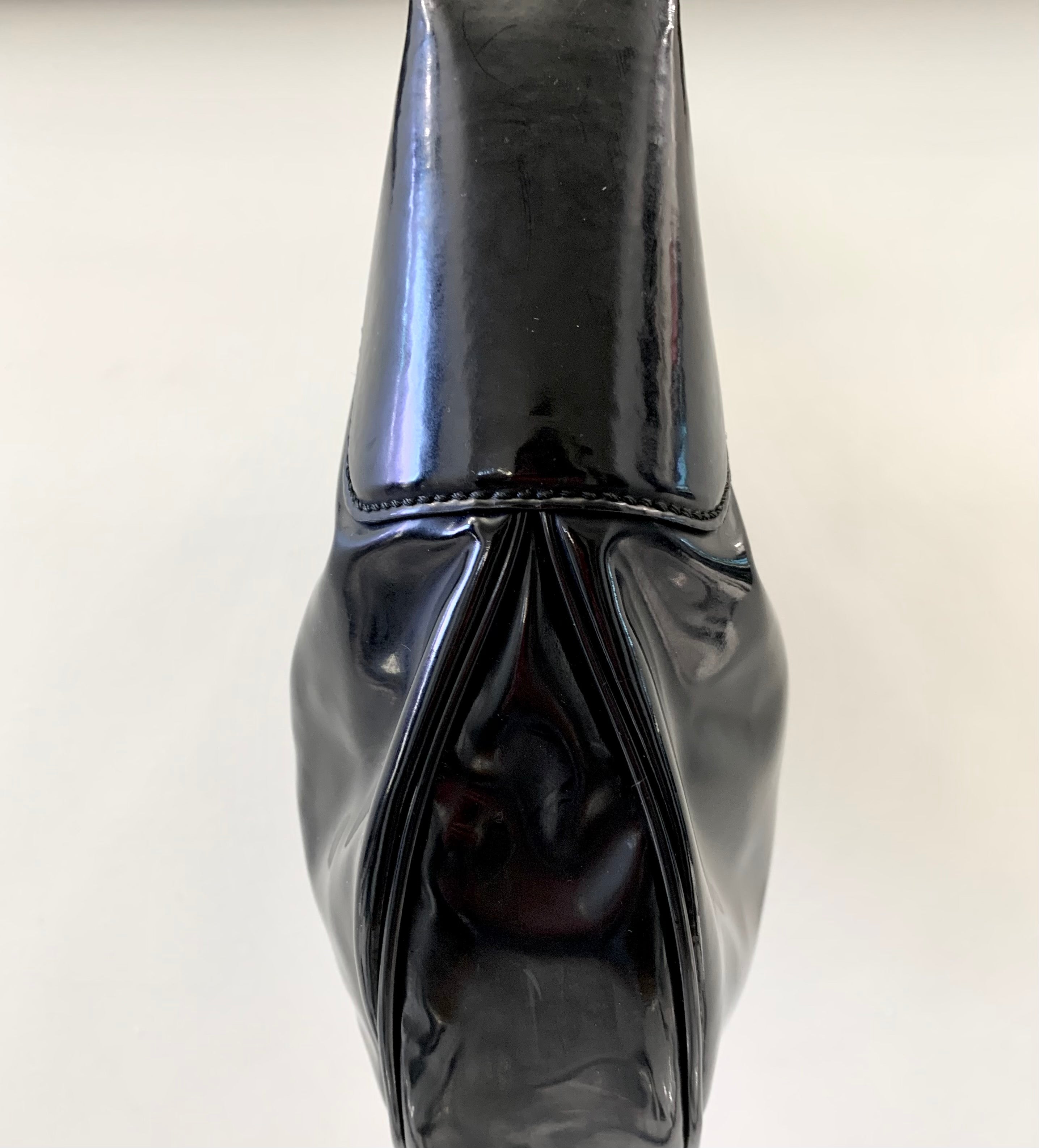 GUCCI PATENT LEATHER HALF MOON BAG