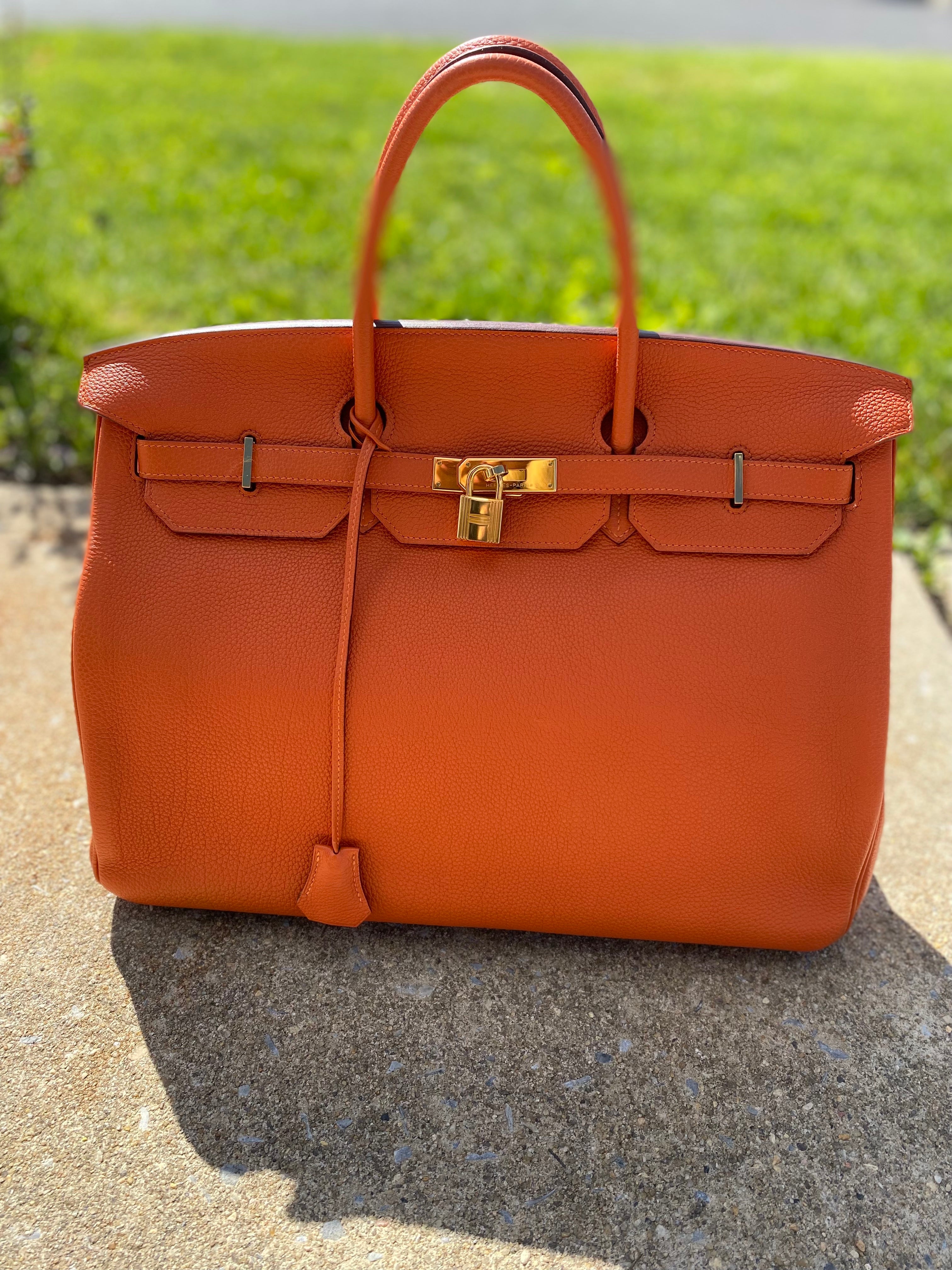 HERMÈS BIRKIN 40 TOGO LEATHER GOLD HARDWARE HANDBAG