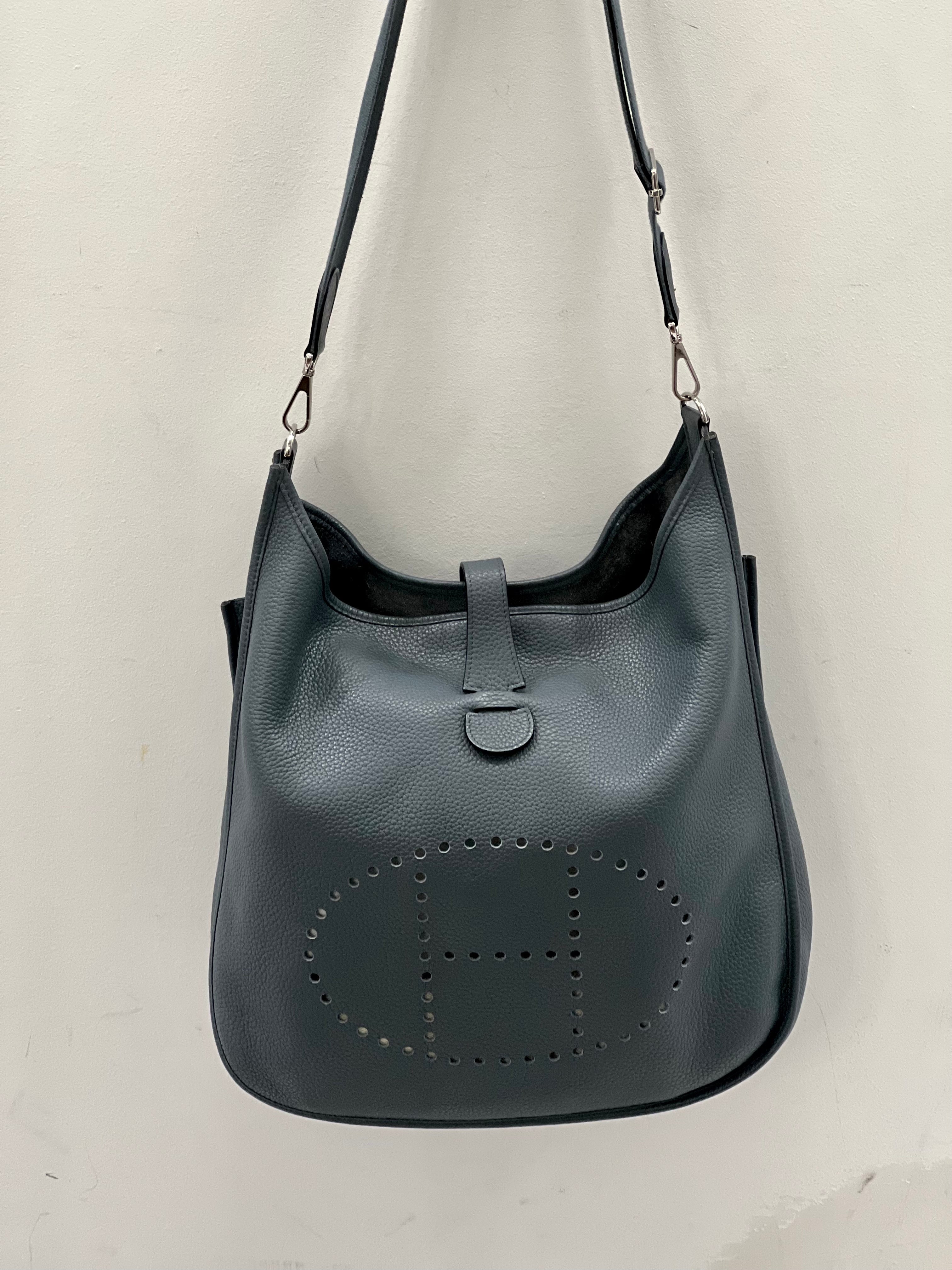 HERMÈS CLEMENCE EVELYNE III TGM SHOULDER BAG
