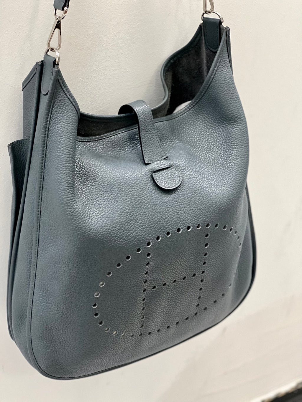 HERMÈS CLEMENCE EVELYNE III TGM SHOULDER BAG