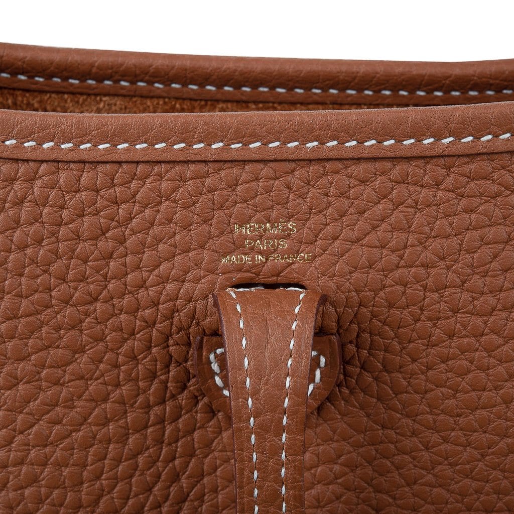 HERMÈS TAURILLON CLEMENCE EVELYNE III GM BAG