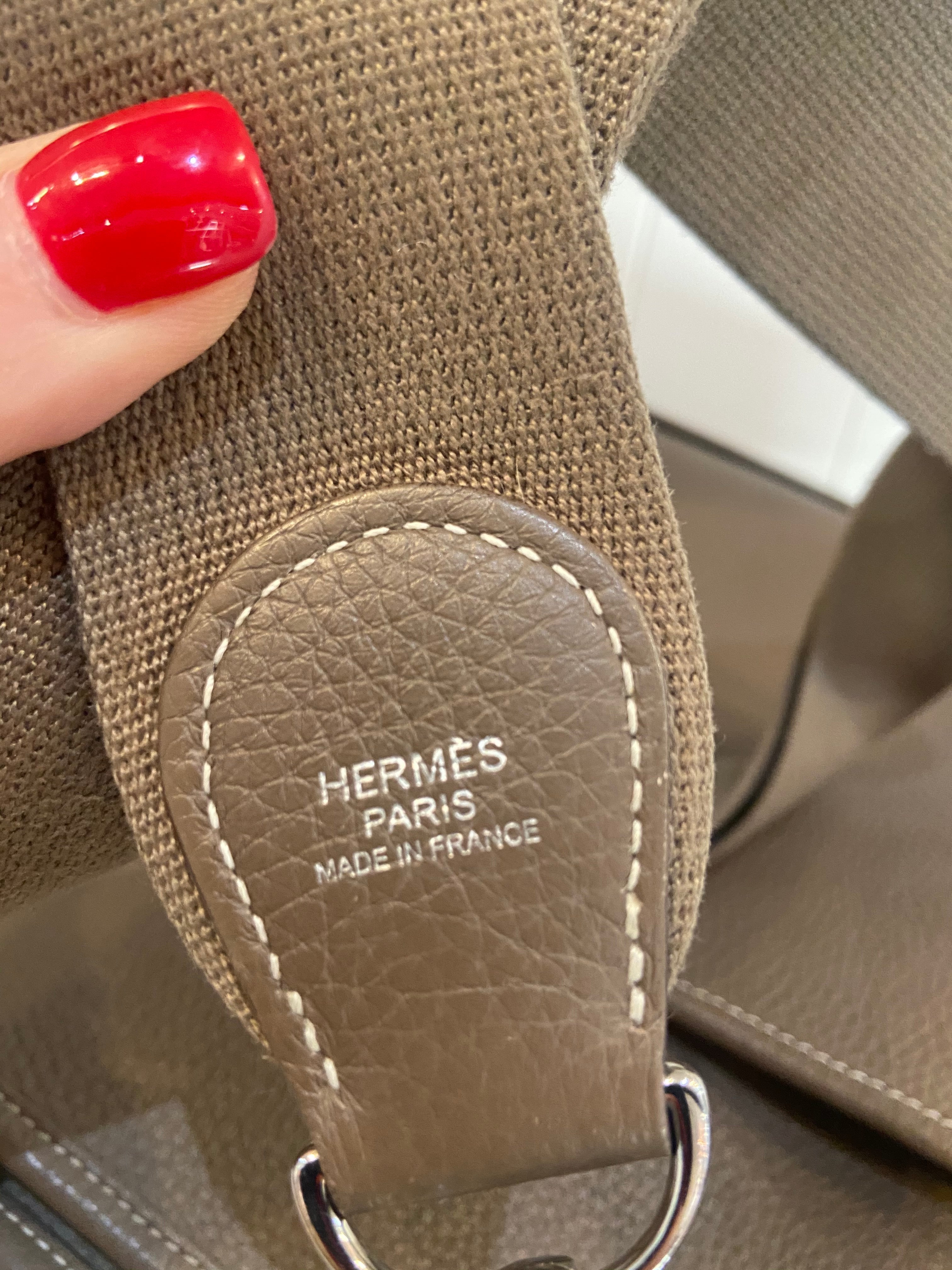 HERMÈS  EVELYNE III CLEMENCE SHOULDER BAG