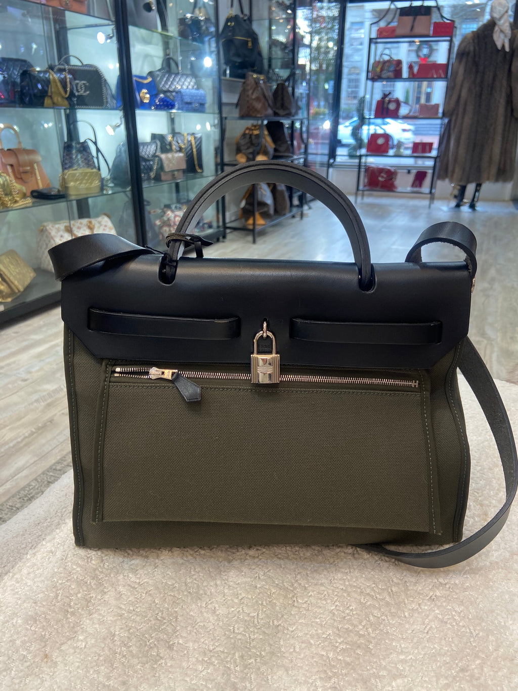 HERMÈS HERBAG ZIP RETOURNE 31 LEATHER PALLADIUM SHOULDER BAG