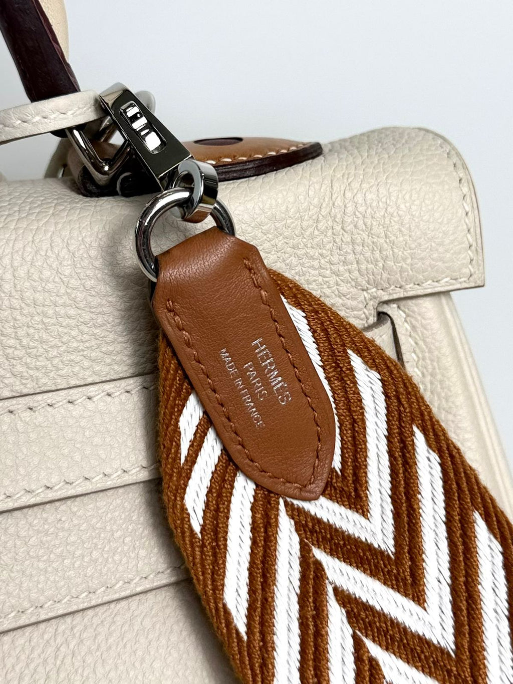 HERMÈS KELLY 32 RETOURNE “AU GALOP” TOGO LEATHER BAG