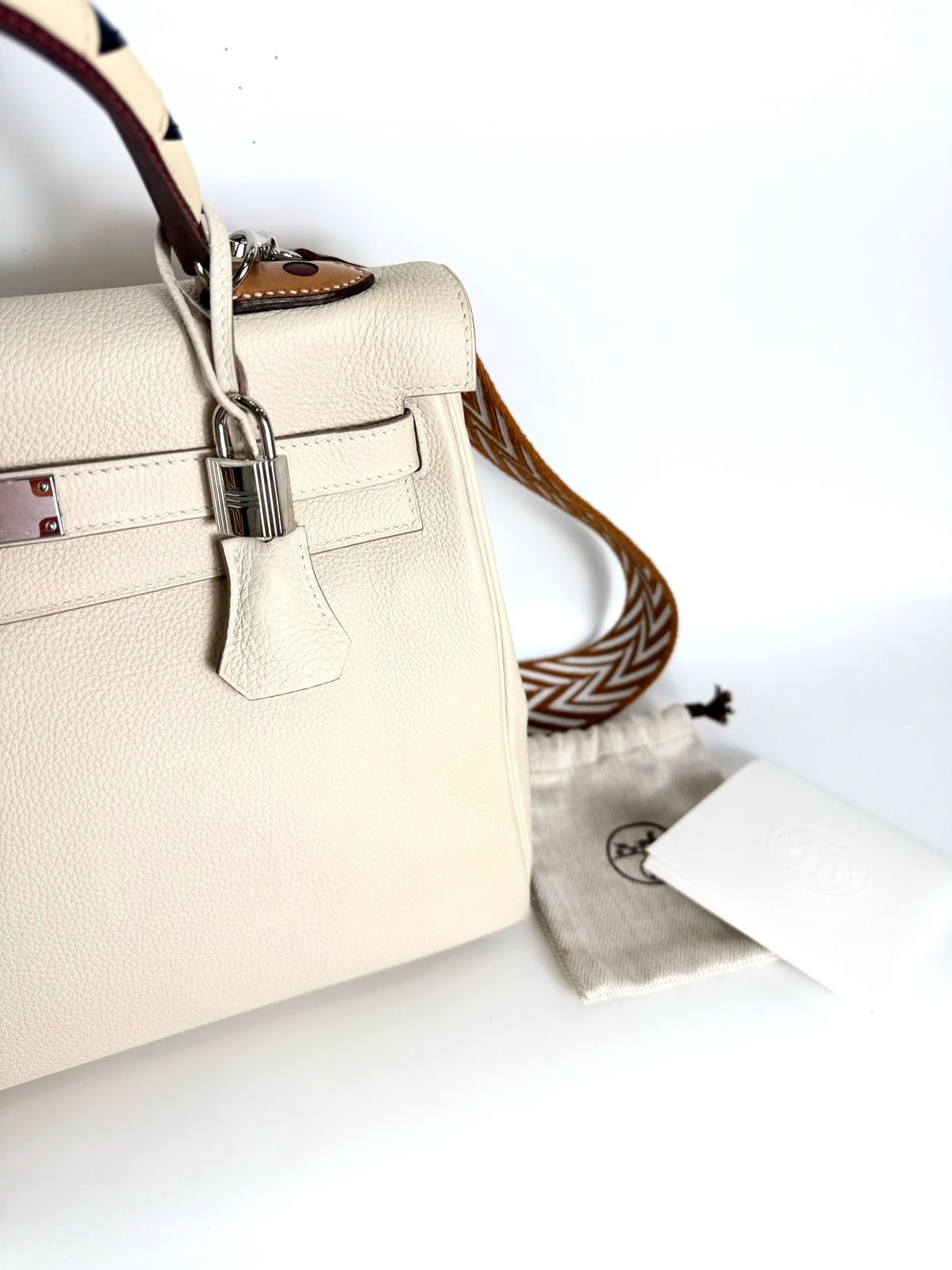 HERMÈS KELLY 32 RETOURNE “AU GALOP” TOGO LEATHER BAG