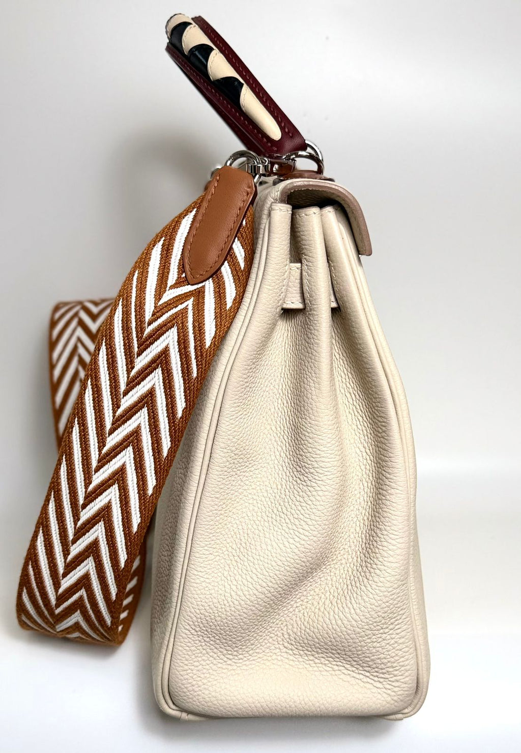 HERMÈS KELLY 32 RETOURNE “AU GALOP” TOGO LEATHER BAG