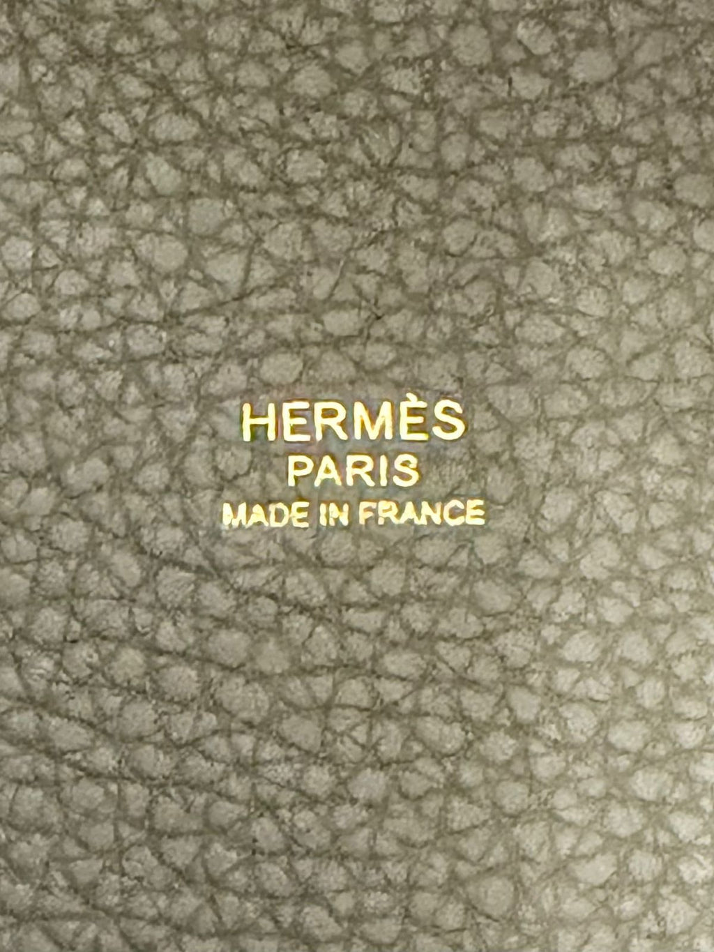 HERMÈS TAURILLON CLEMENCE PICOTIN LOCK 22 MM TOTE BAG