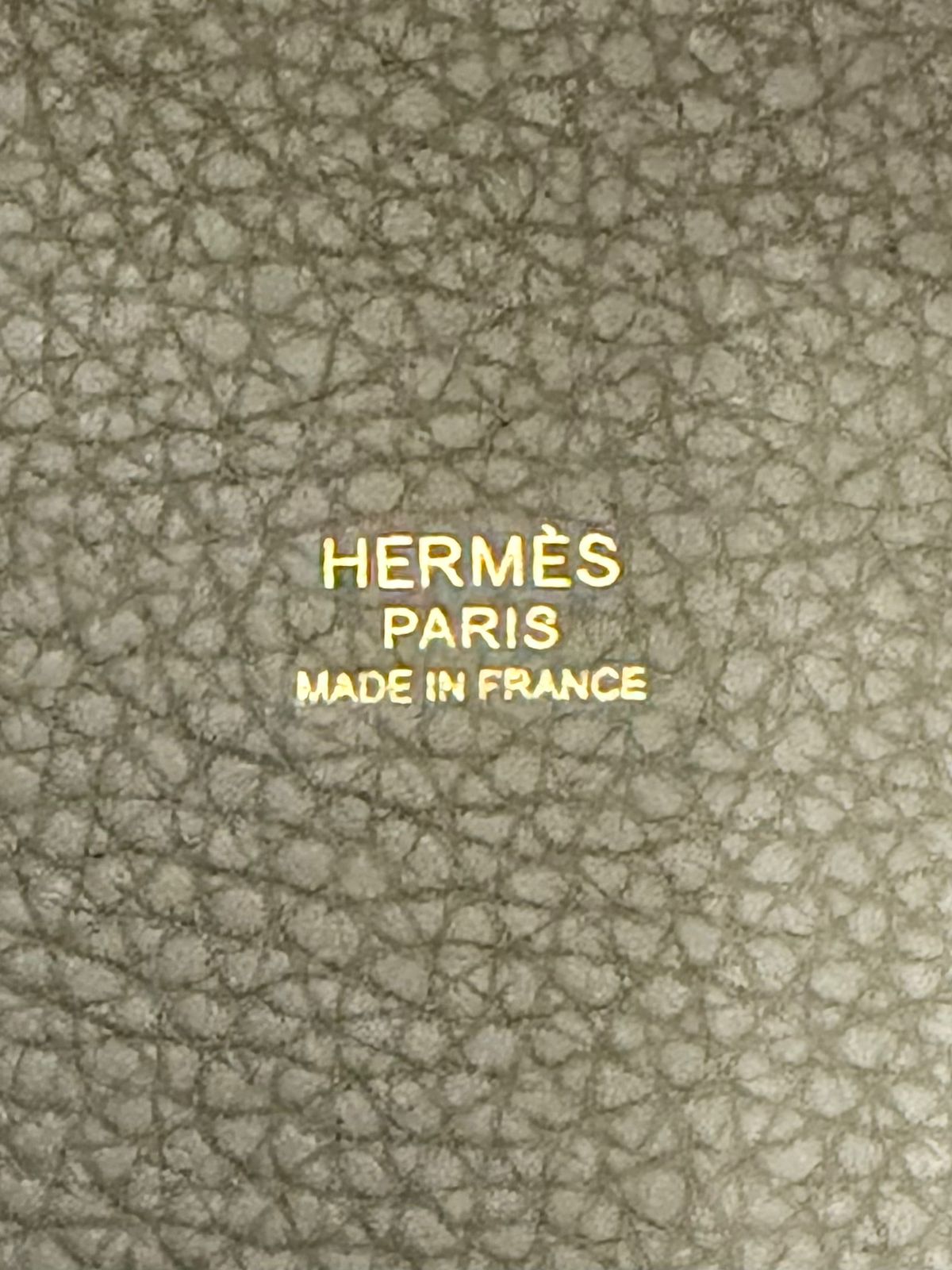 HERMÈS TAURILLON CLEMENCE PICOTIN LOCK 22 MM TOTE BAG