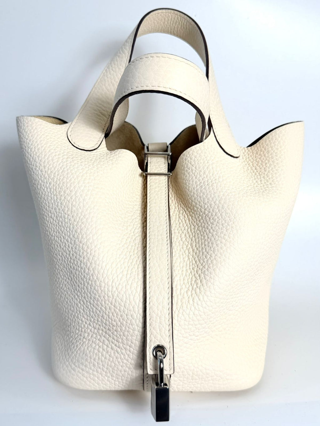 HERMÈS TAURILLON CLEMENCE PICOTIN LOCK 22 MM TOTE BAG